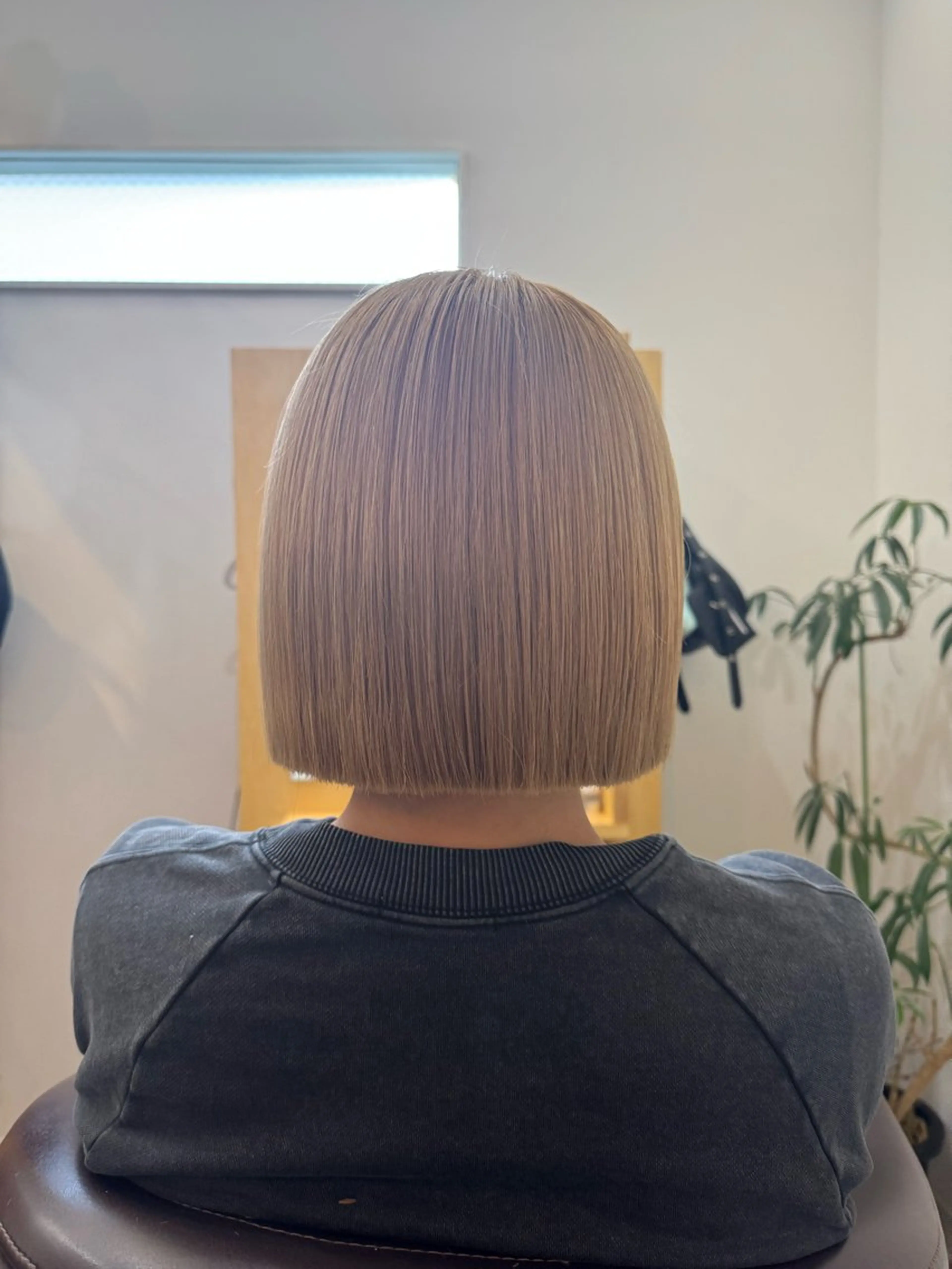 ショート ボブ カット LENA/原宿/ブリ ーチなしWカラー🌼のヘアスタイル