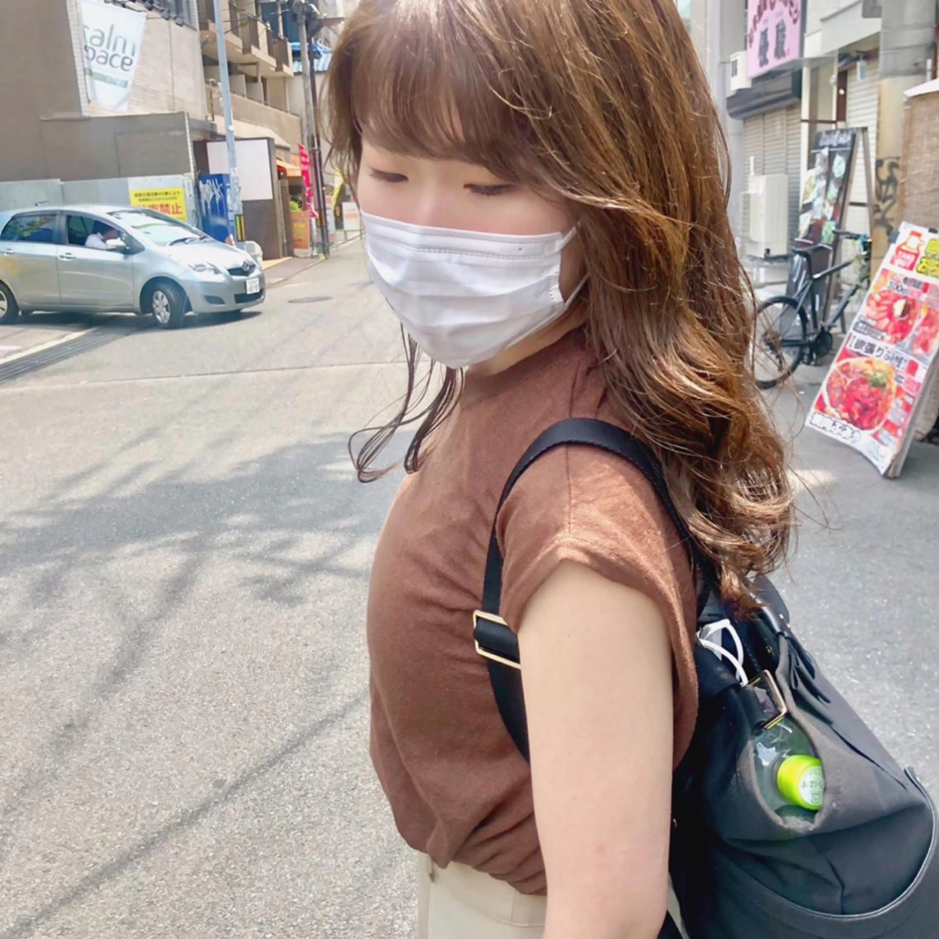 セミロング カラー シェアハピ ヤマモトのヘアスタイル