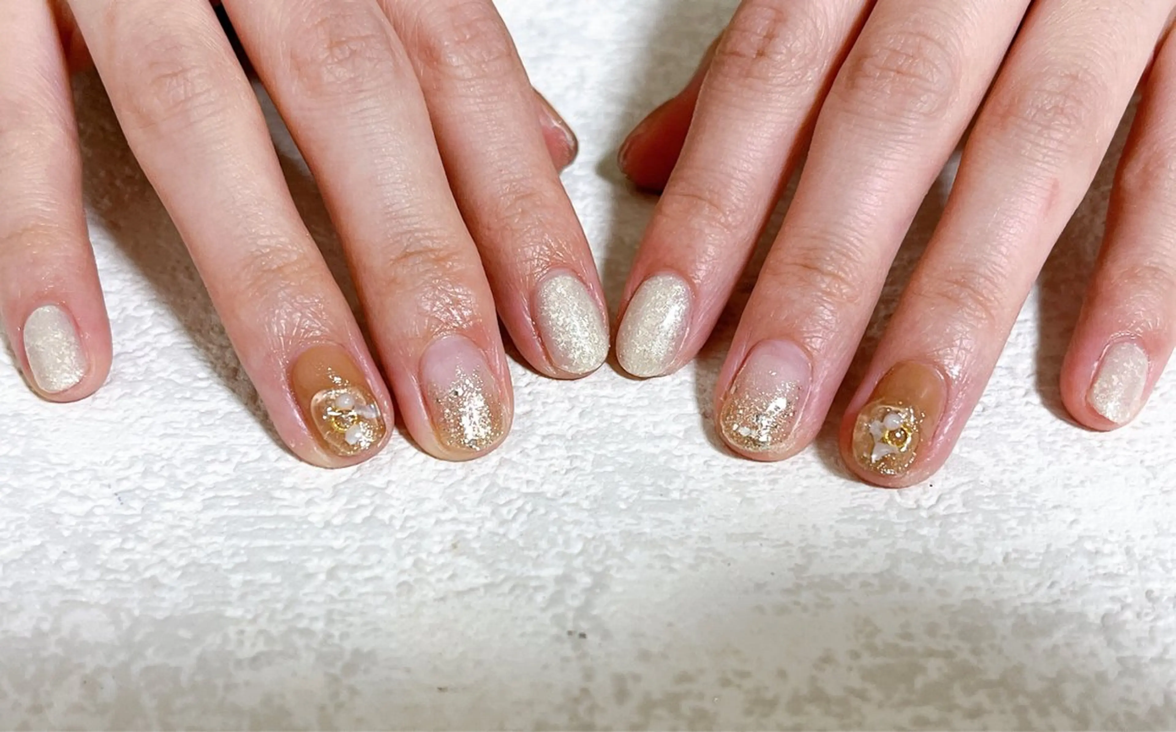 ネイル オーロラネイル フットネイル フレンチネイル ジェルネイル 韓国ネイル ハンドネイル Mogu nail 二子玉川のネイルデザイン