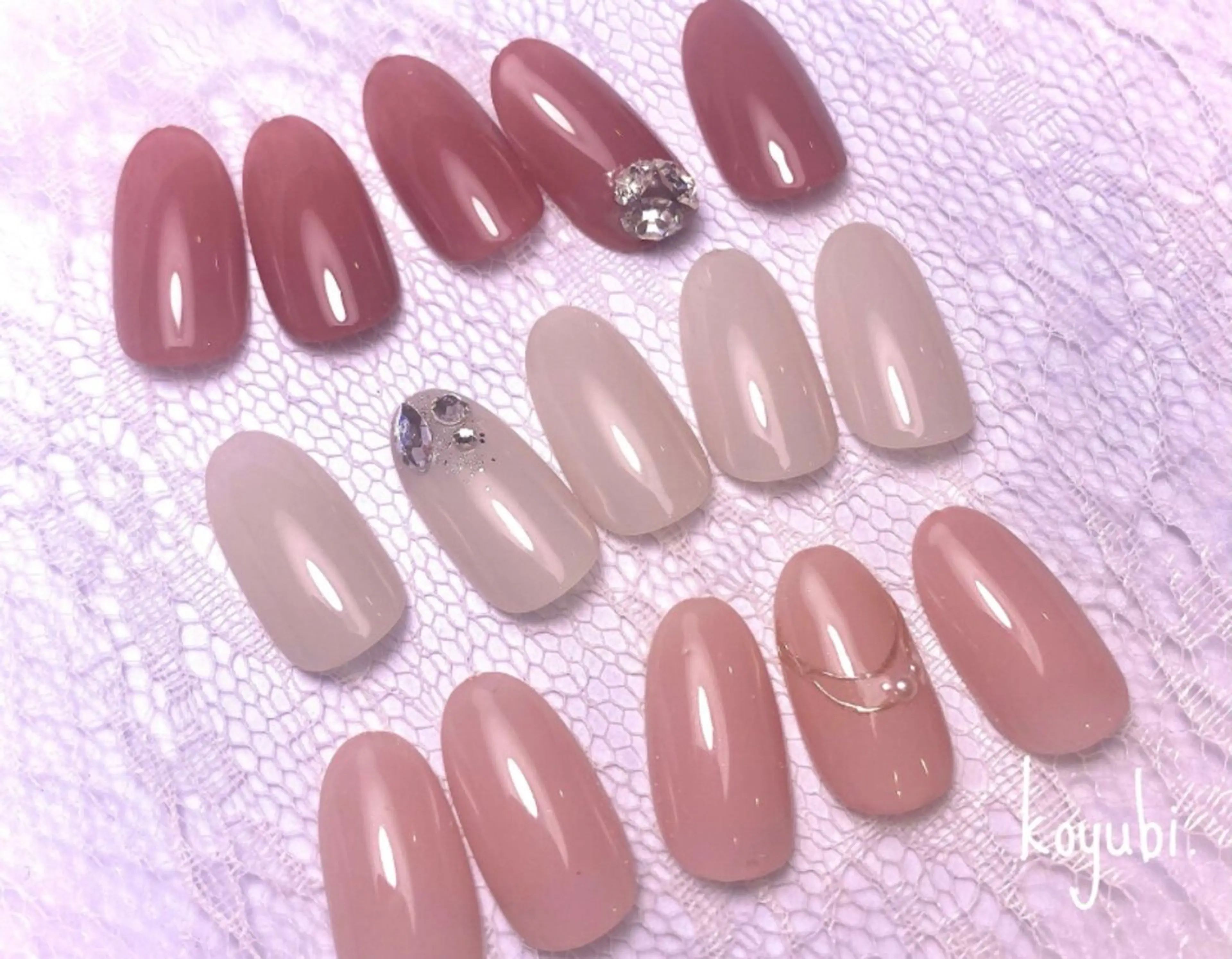 カラー プライベートネイルサロンkoyubi.所属・新宿南口 hitomiのネイルデザイン