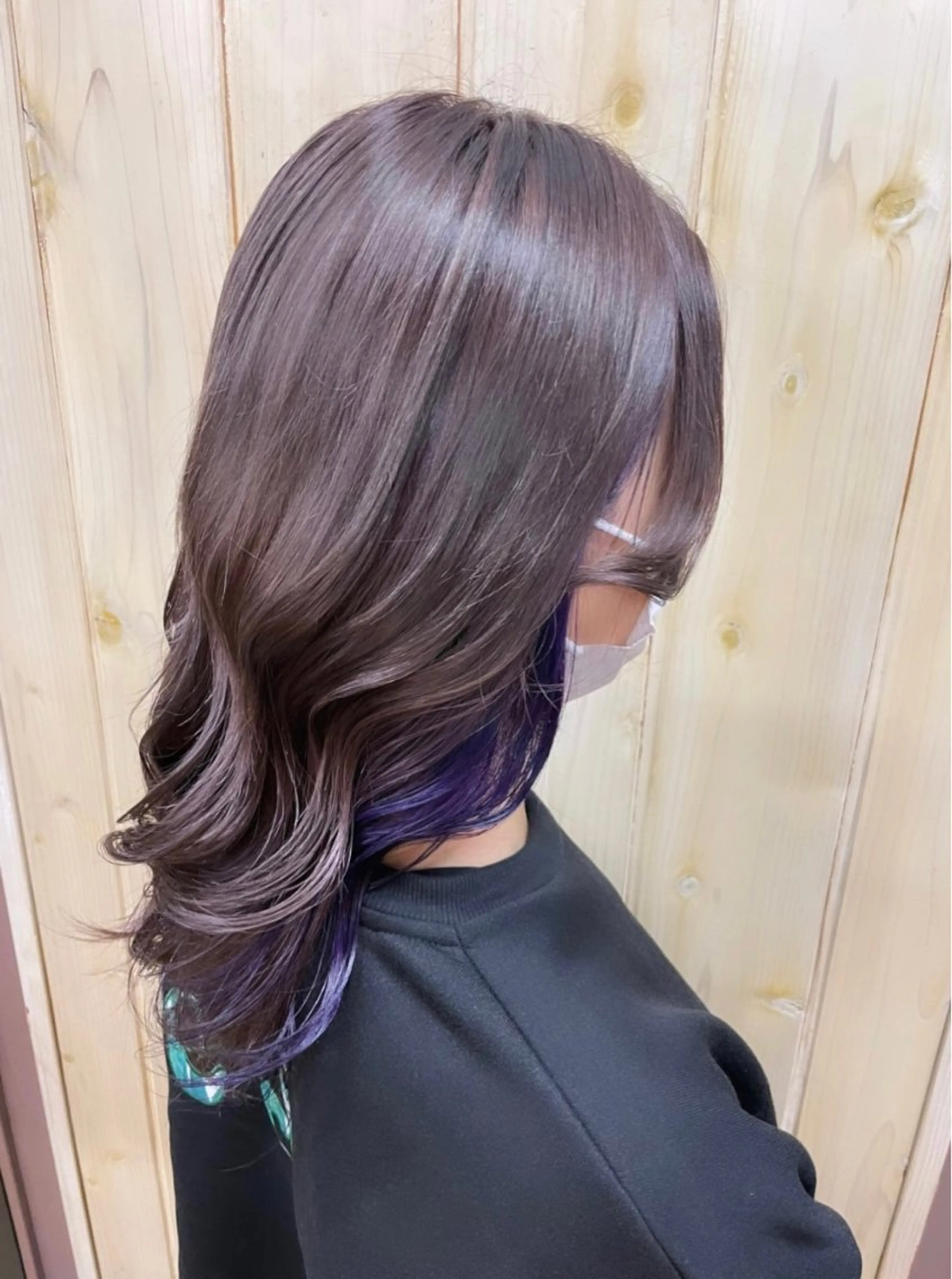 セミロング カラー ブリーチ 透明感カラー グレージュ インナーカラー ayaka |トレンドヘアのヘアスタイル