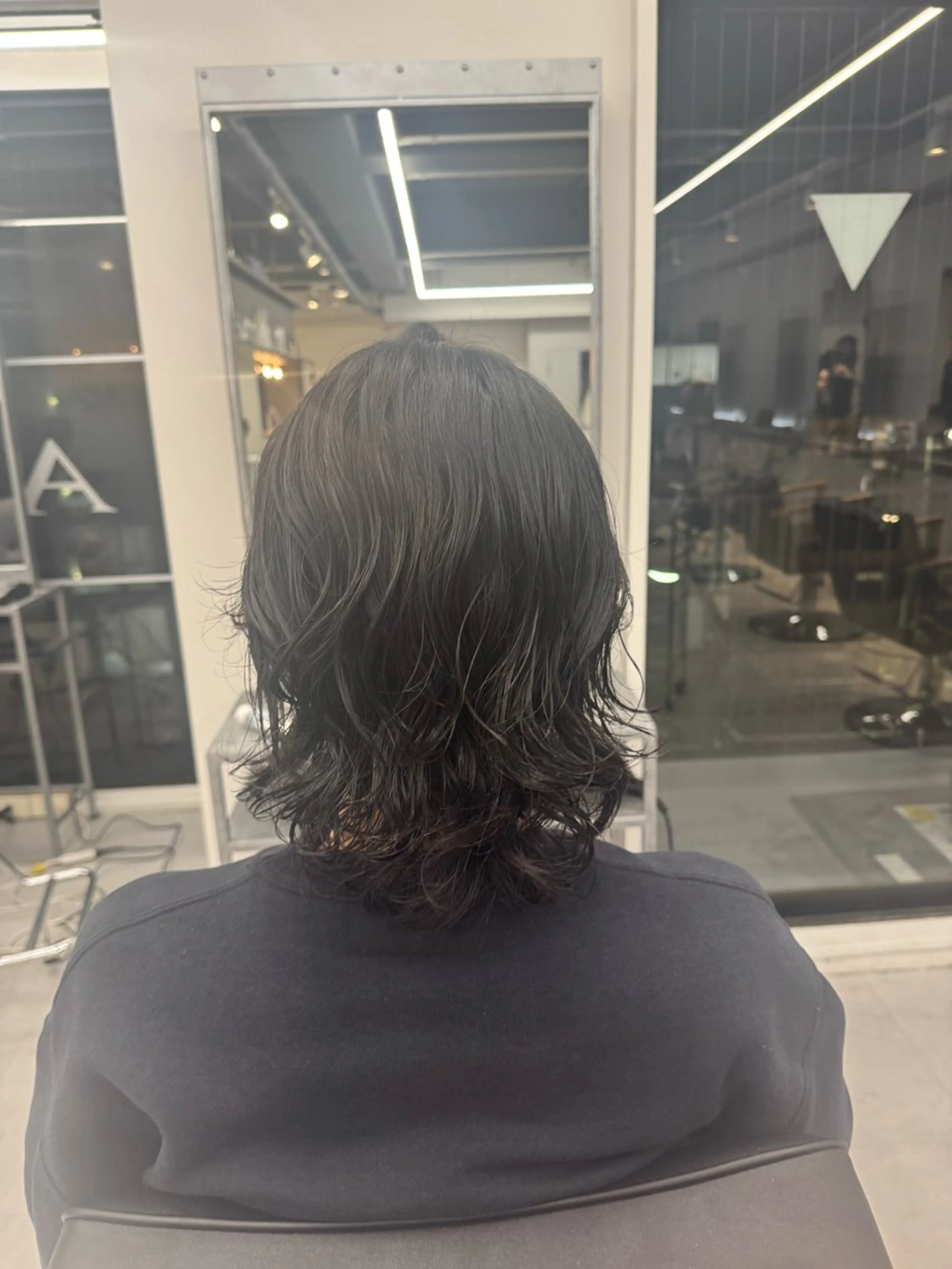 ミディアム パーマ ミディアムパーマ 学生 スパイラルパーマ カット パーマ 渋谷/メンズパーマ/ ミディアム/冨島佑太のヘアスタイル