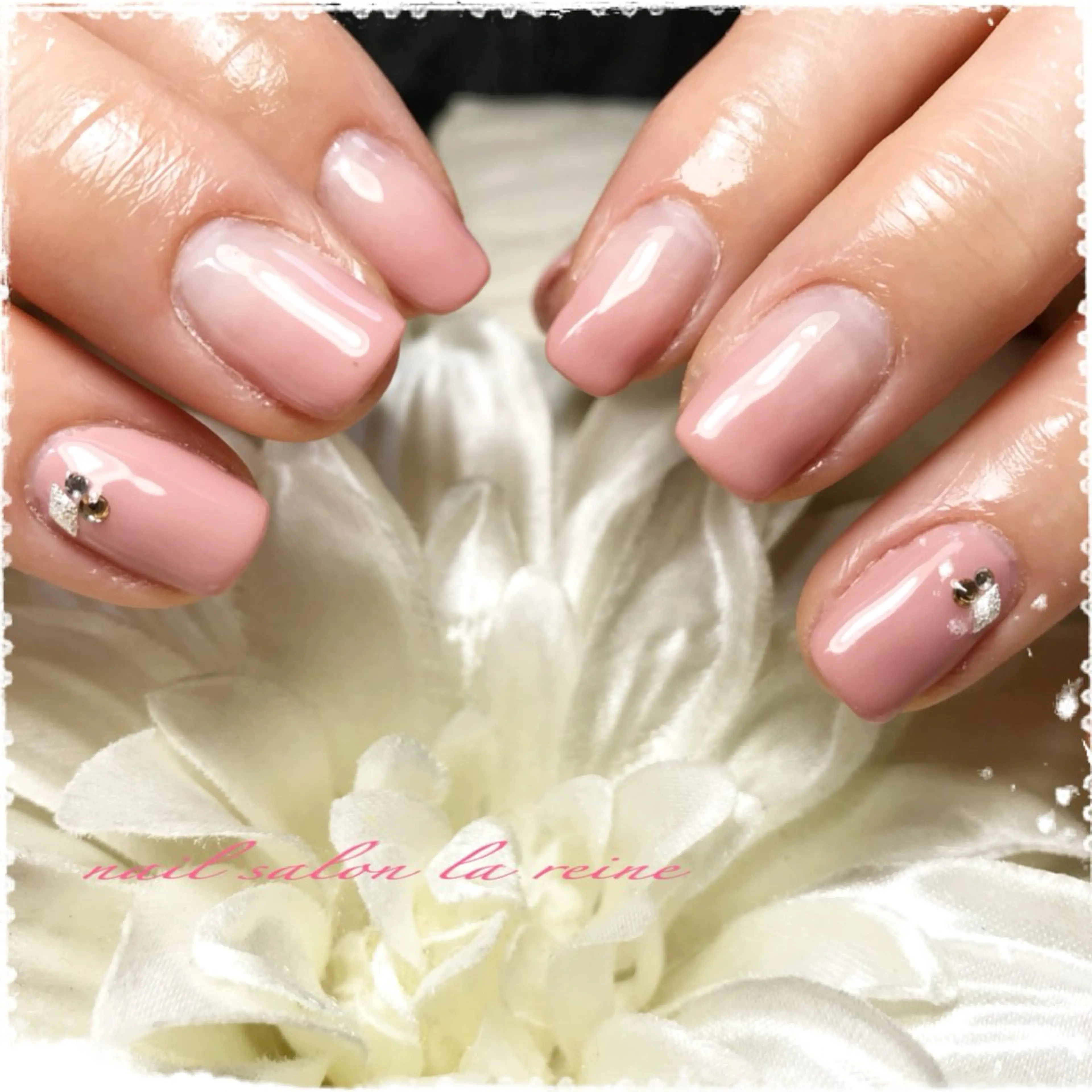 ネイル グラデーション マットネイル ハンドネイル nail salon  la reine所属・nail salon la reineのネイルデザイン