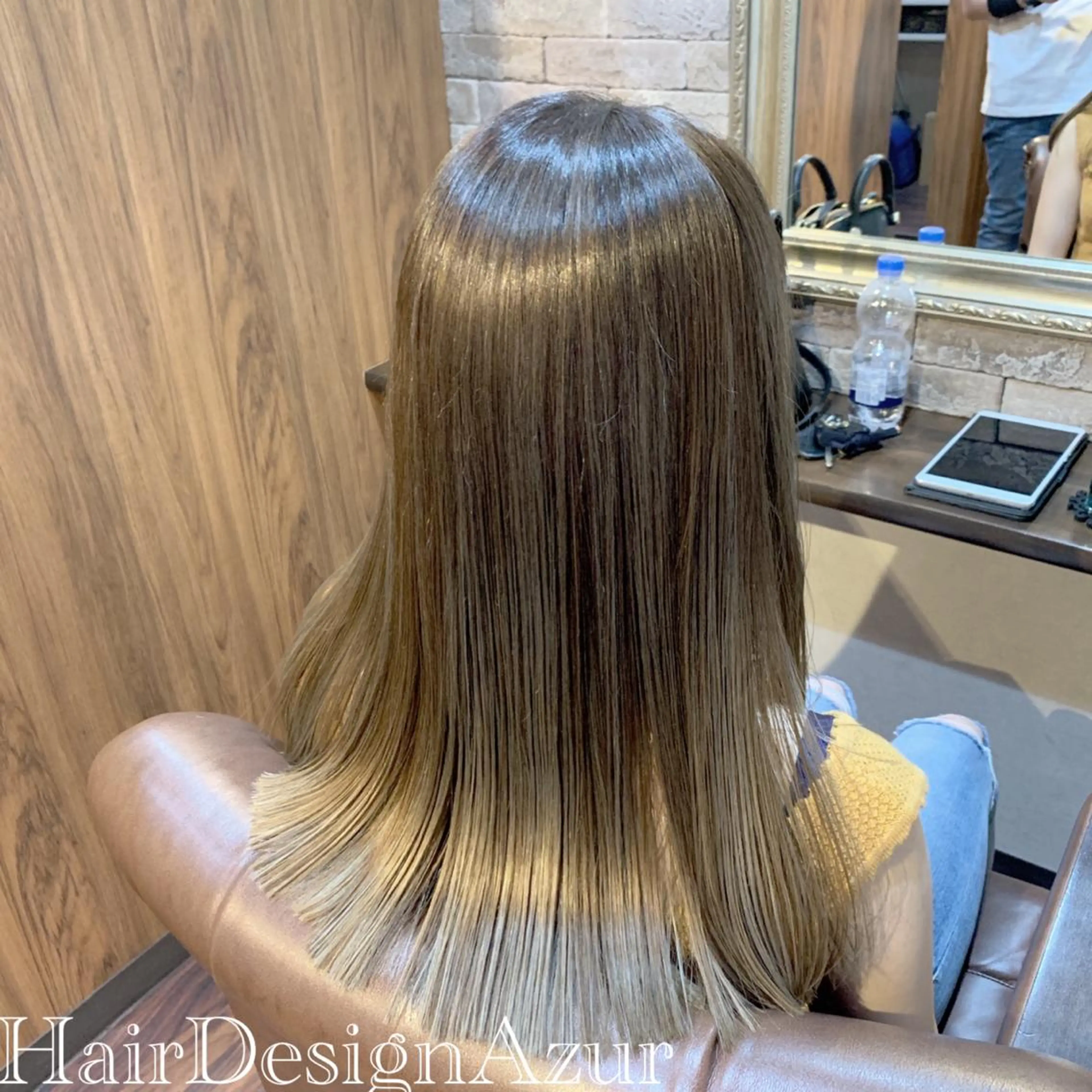 ロング カラー HairDesign Azurのヘアスタイル