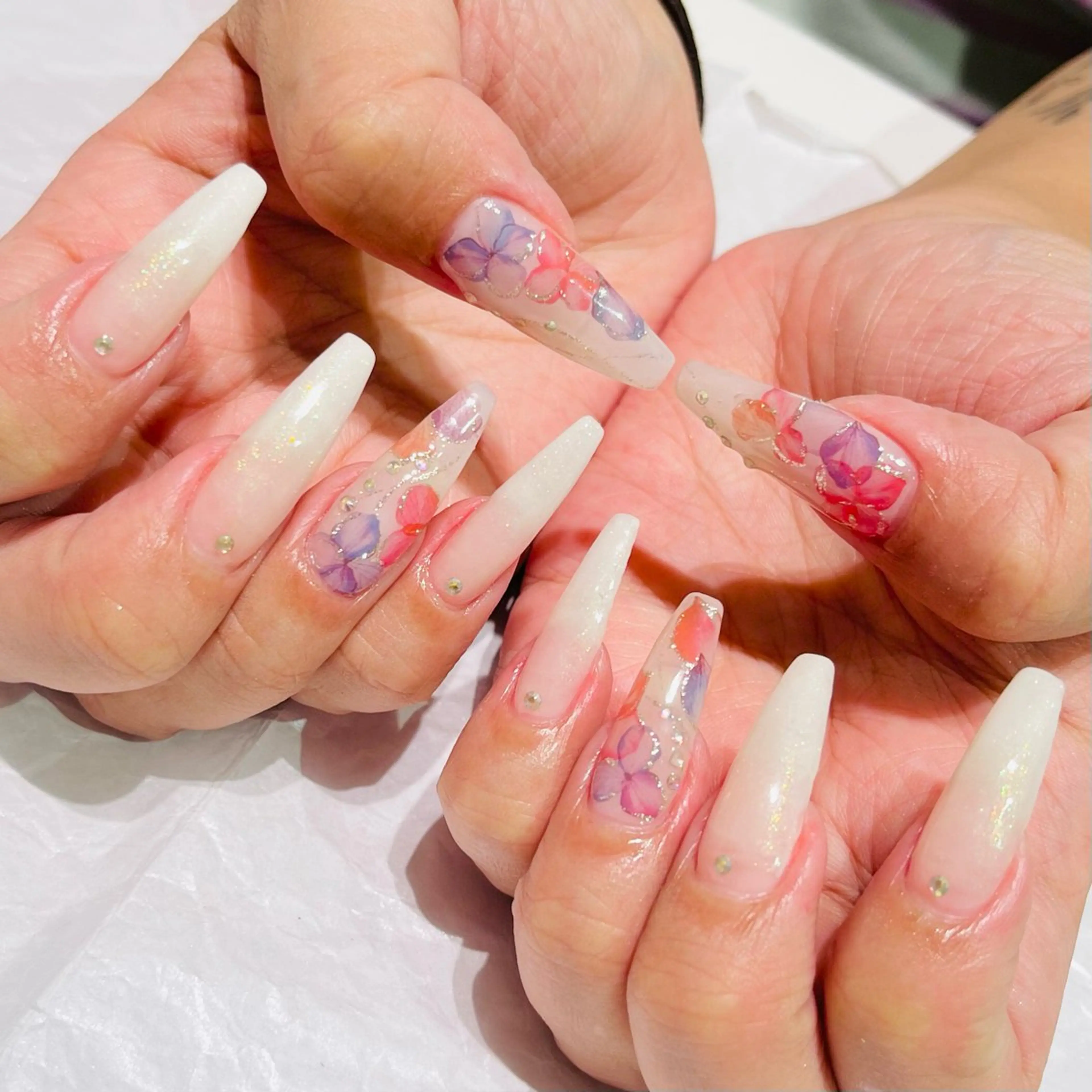 ネイル ハンドネイル Hair removal & Beauty salon Produce by Lucia所属・nail salon Luciaのネイルデザイン