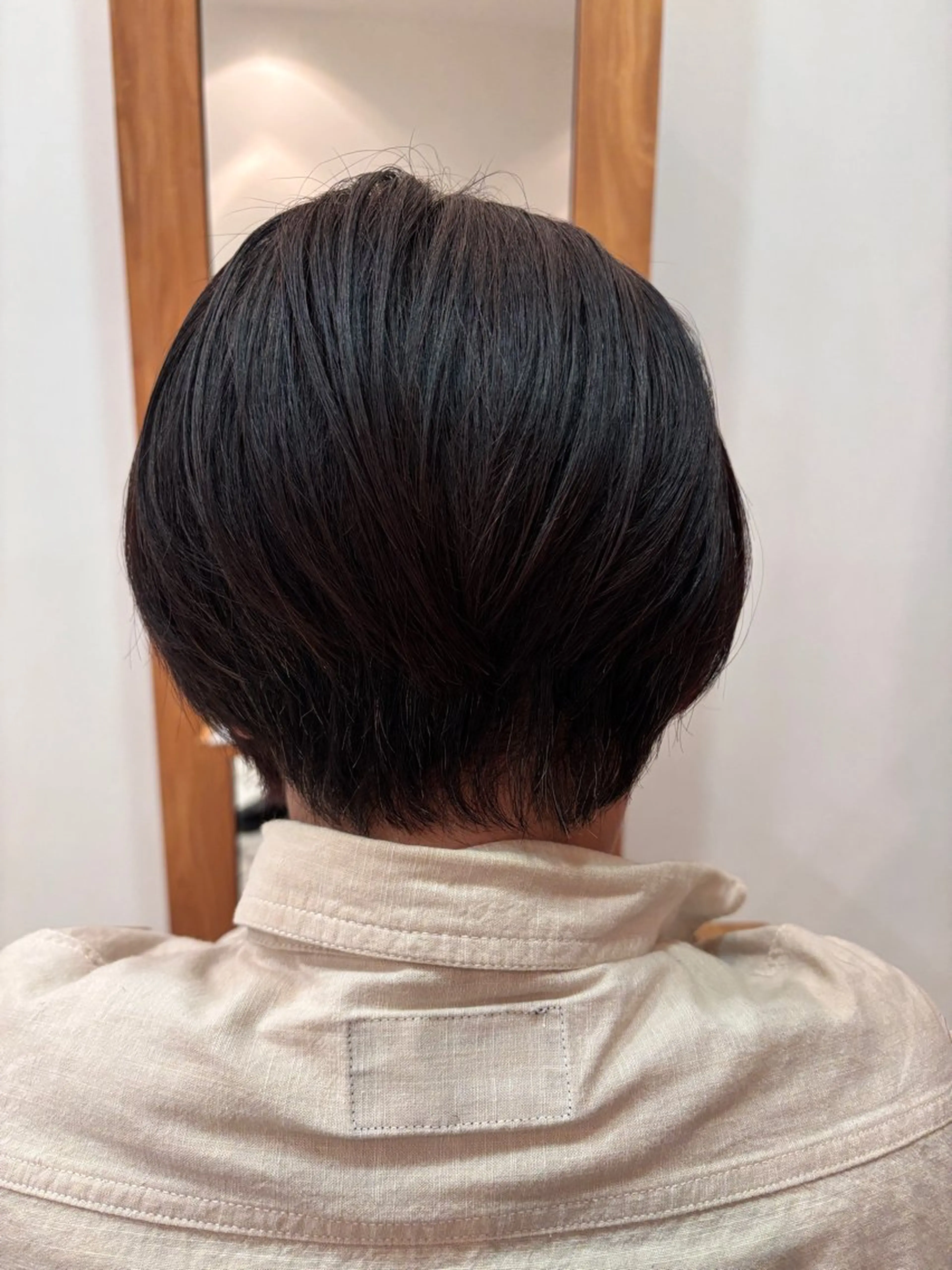 ショート シンセティックヘアデザイン所属・吉井 愛のヘアスタイル