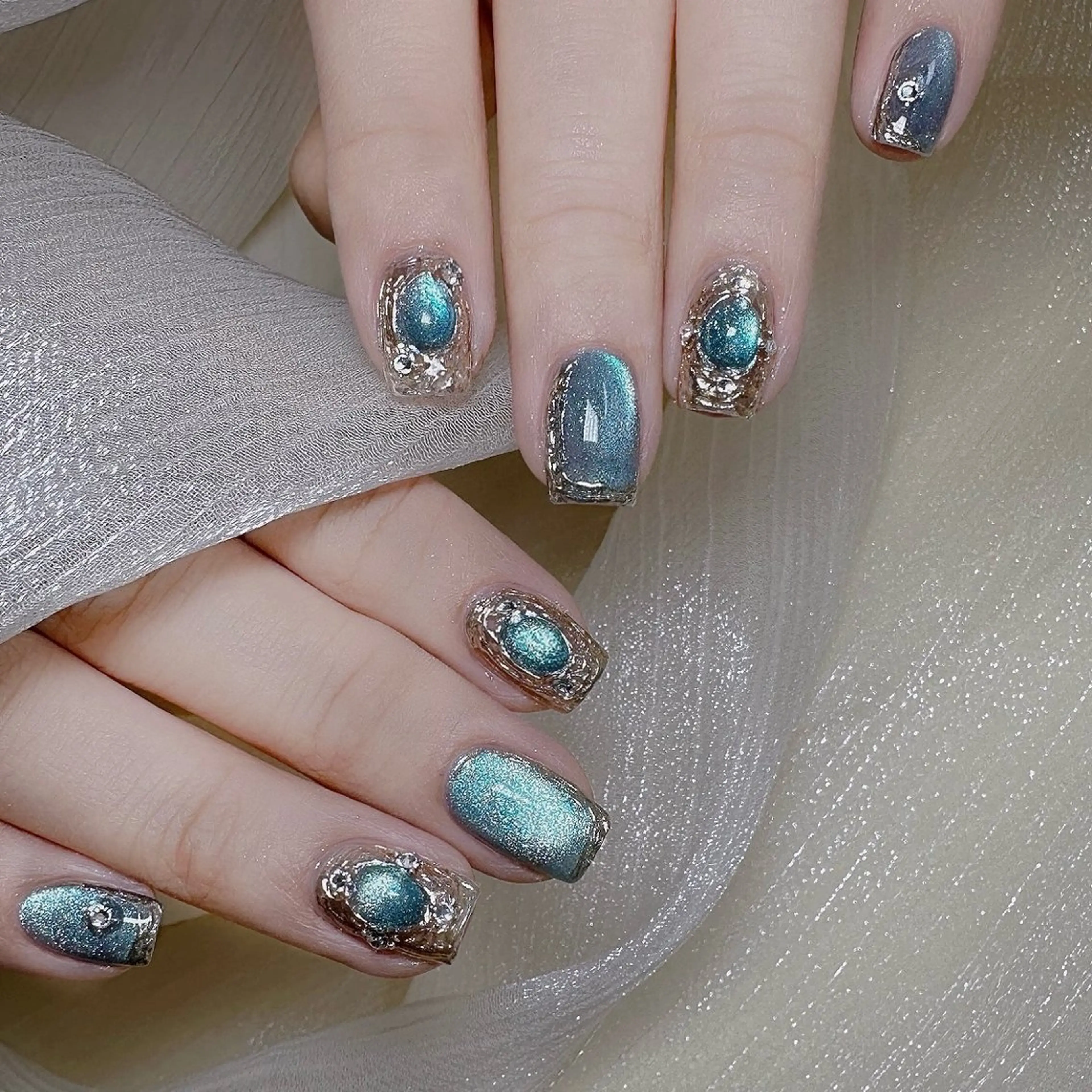 ネイル ハンドネイル Iris  Nail所属・akige akigeのネイルデザイン