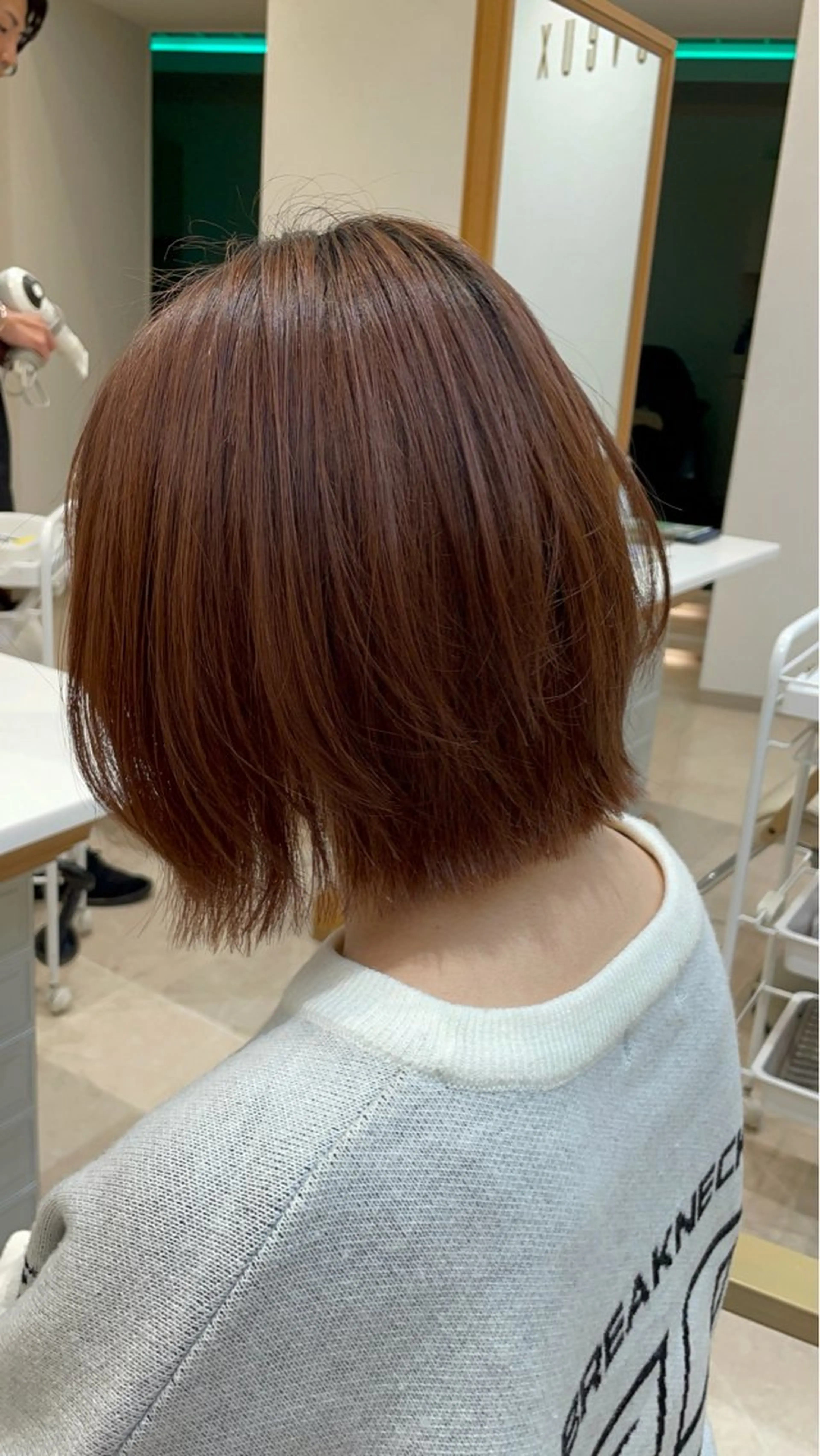 ショート カラー ボブレイヤー ボブ レイヤーカット 外ハネヘア カット ヘアカラー ヘッドスパ/透明感 カラー伊藤 千尋のヘアスタイル