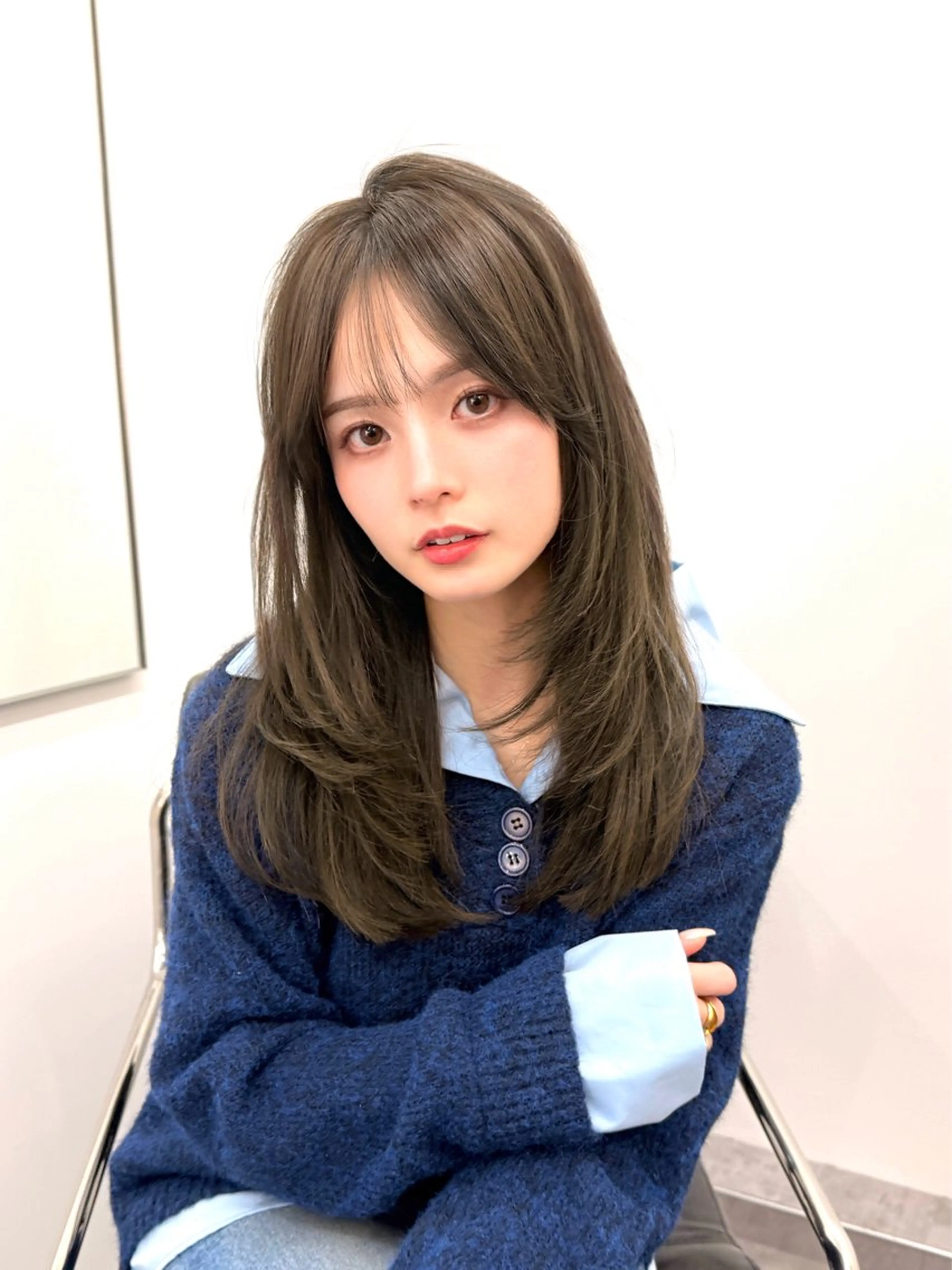 ロング カラー ブリーチ グレージュ ブリーチなしカラー オリーブグレージュ オリーブグレー カット ヘアカラー トリートメント 顔まわり職人🇰🇷 韓国ヘア/KAITOのヘアスタイル