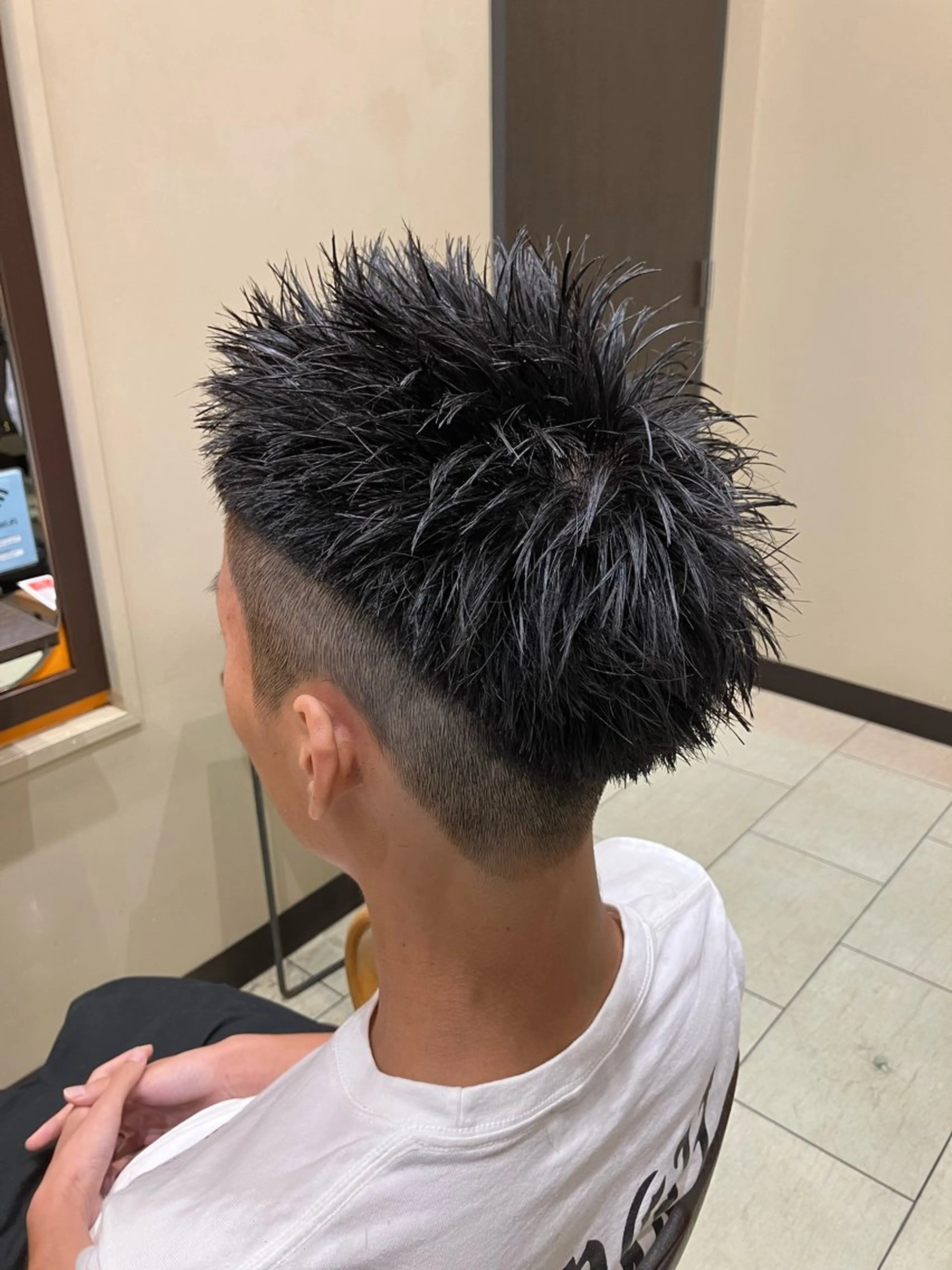 メンズ ツーブロック 刈り上げ MEN'S salon HYPE 三宮 メンズカット/パーマ/ハイライト/眉毛ワックスMAP所属・吉田 健吏のヘアスタイル