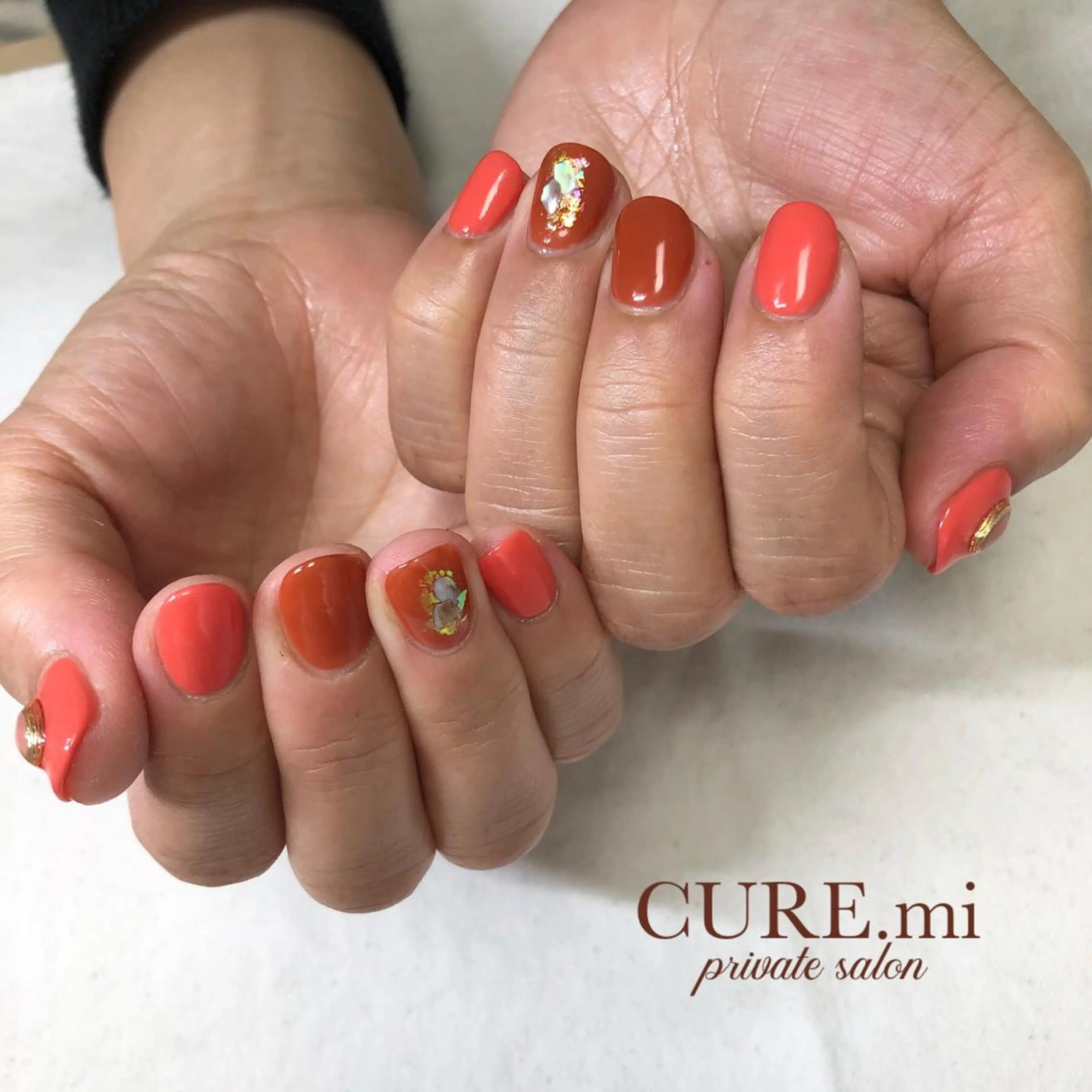 ネイル オレンジ ハンドネイル ハンドケア 伊藤 美香のその他イメージ