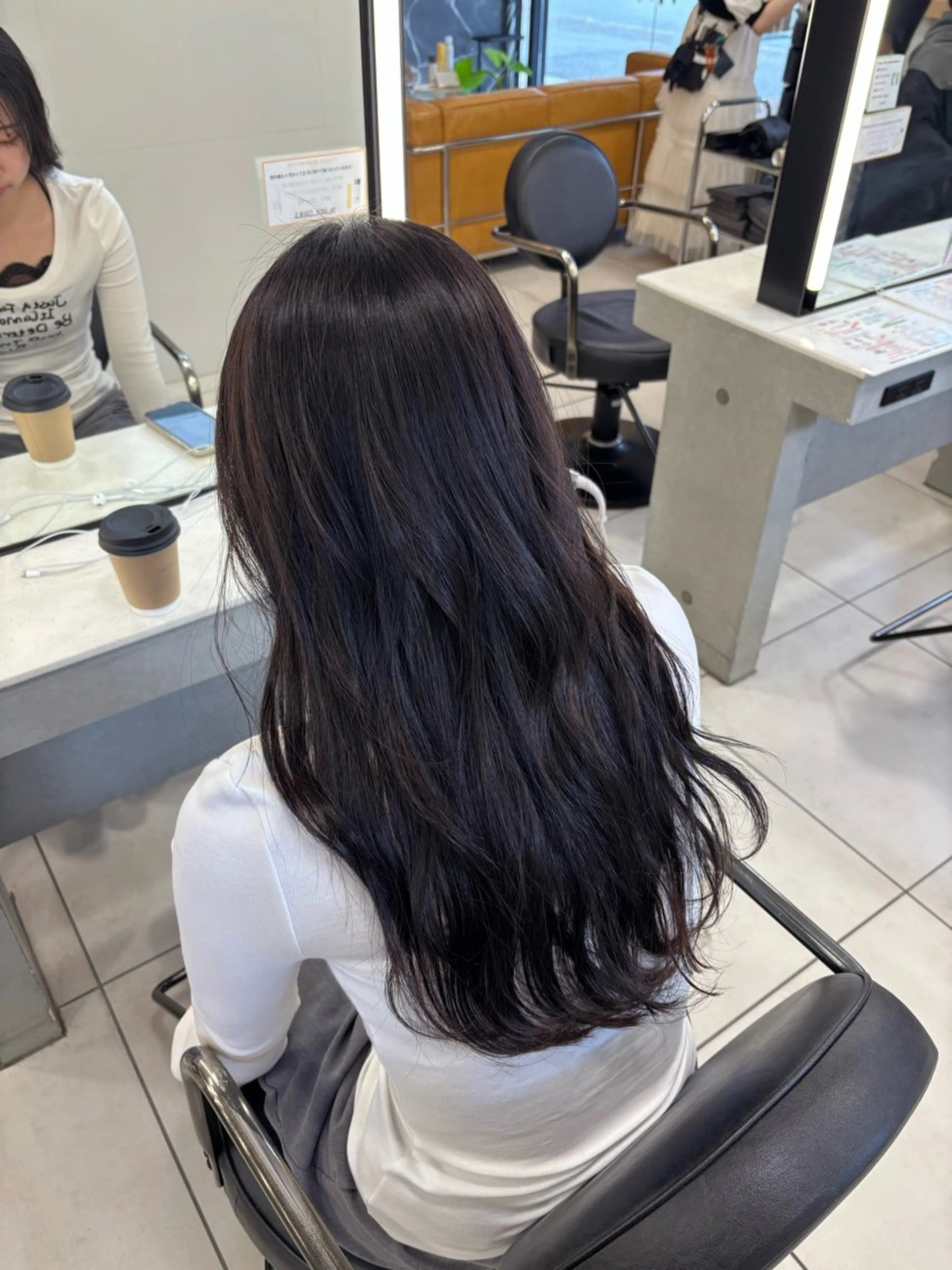 ロング カラー 小室 光瑠のヘアスタイル