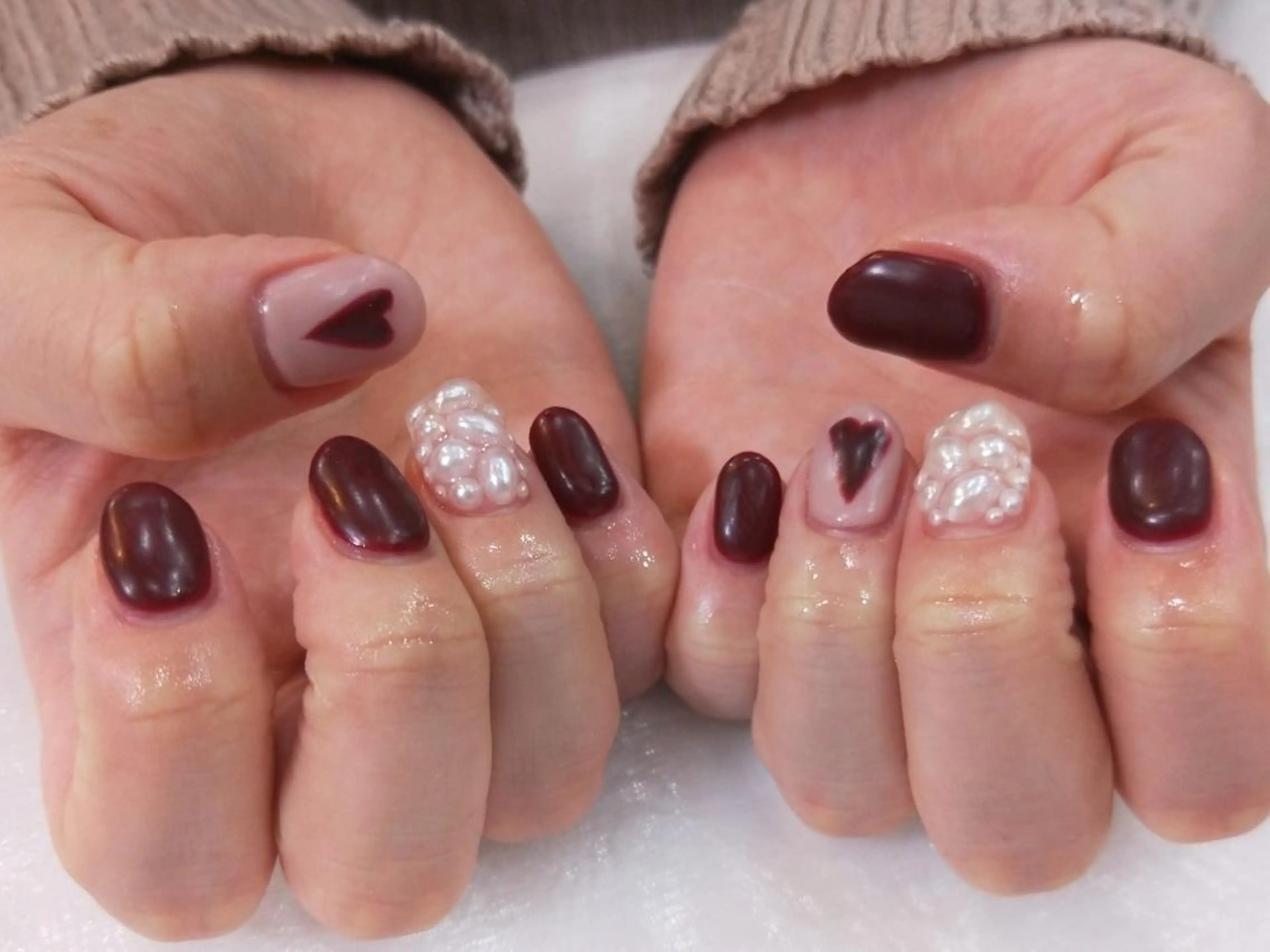 ネイル ハンドネイル ハンドケア R'well所属・はばすみれ🎀ﾈｲﾙ 光ﾌｪｲｼｬﾙ ﾍｱのネイルデザイン