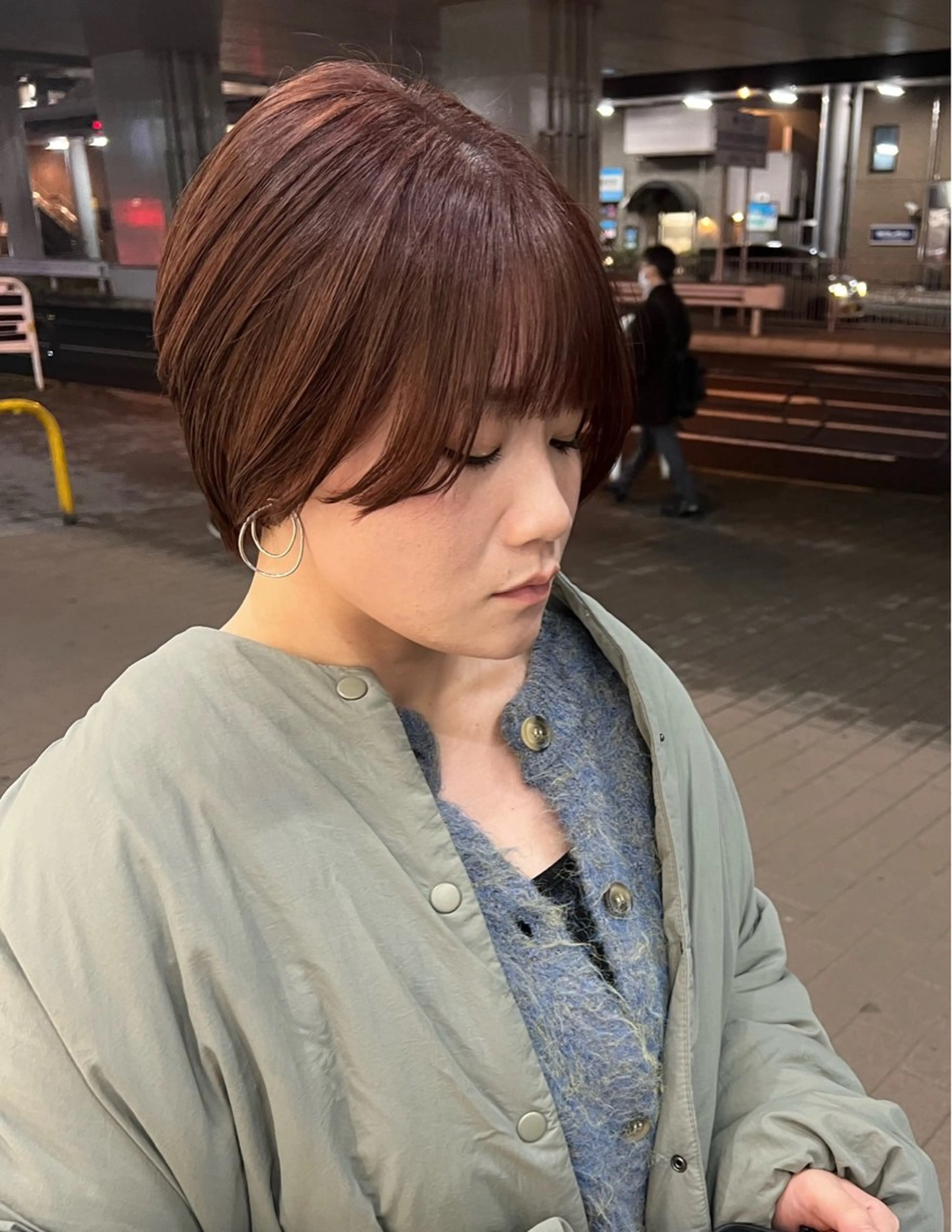 ショート 丸みショート ボブ ショートヘア カット ヘアカラー 韓国ボブ/縮毛矯正 /レイヤーカットのヘアスタイル