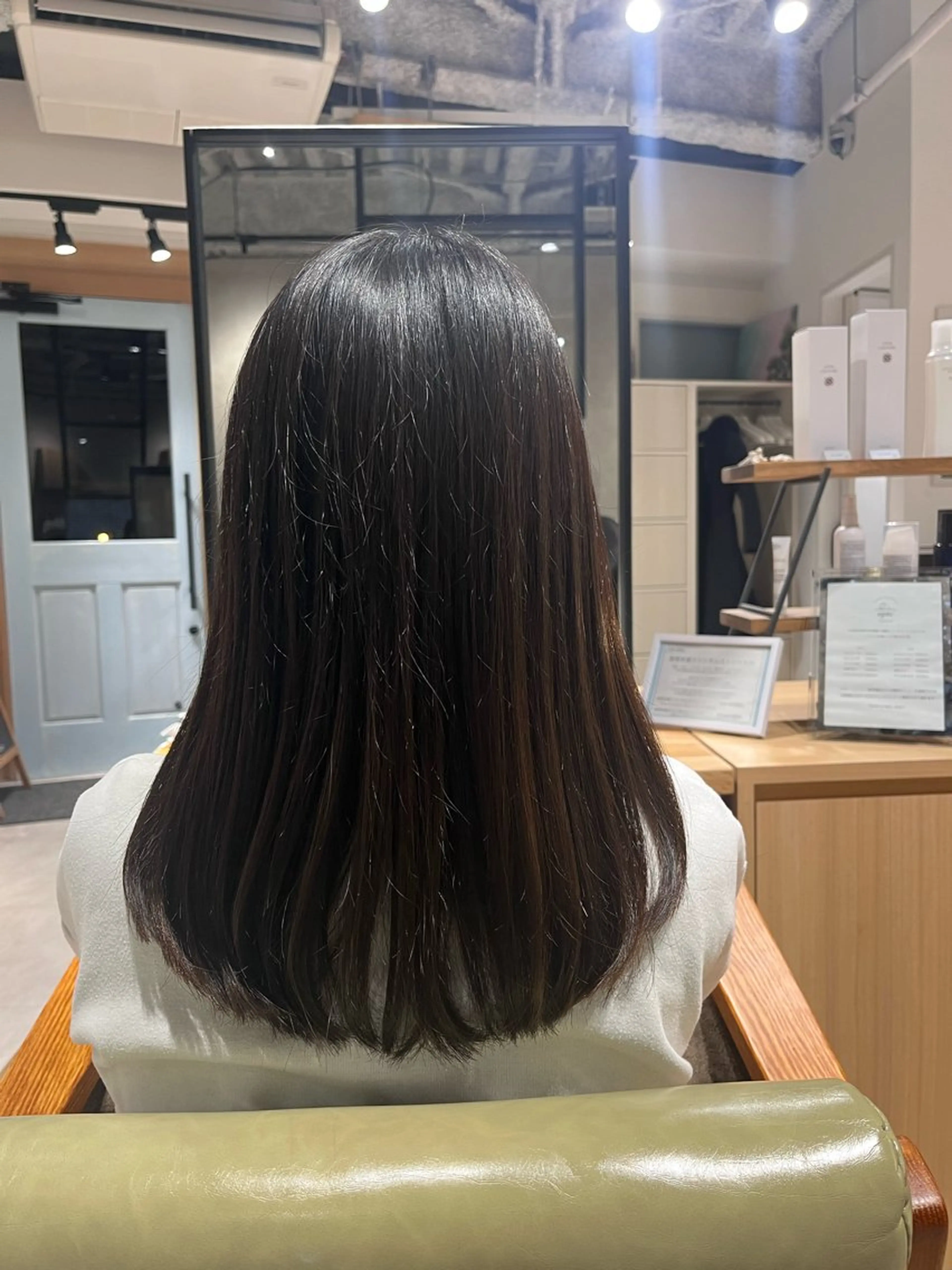 セミロング epic所属・武田 綺音のヘアスタイル