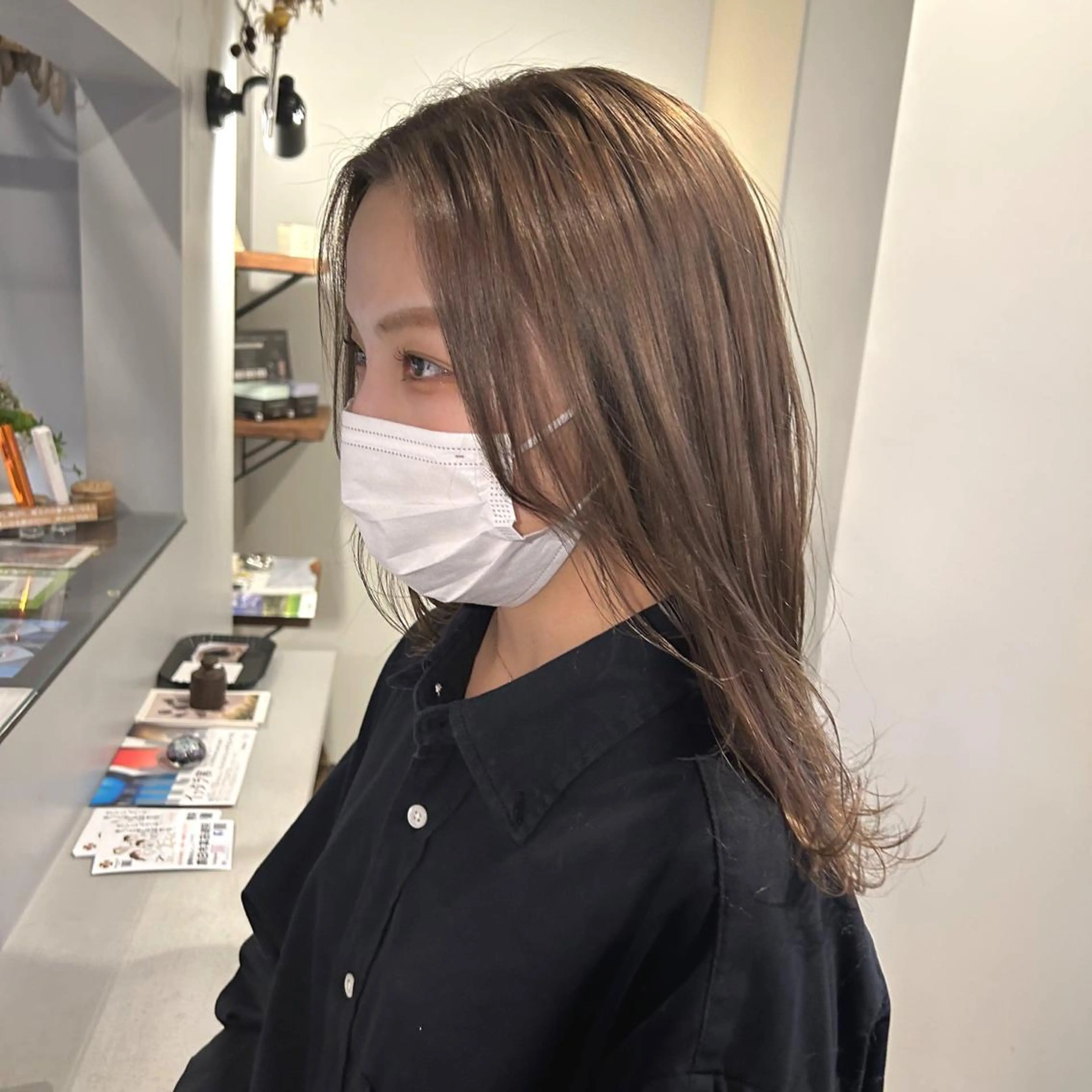 セミロング ヘアカラー kachina所属・綿貫 美雪のヘアスタイル