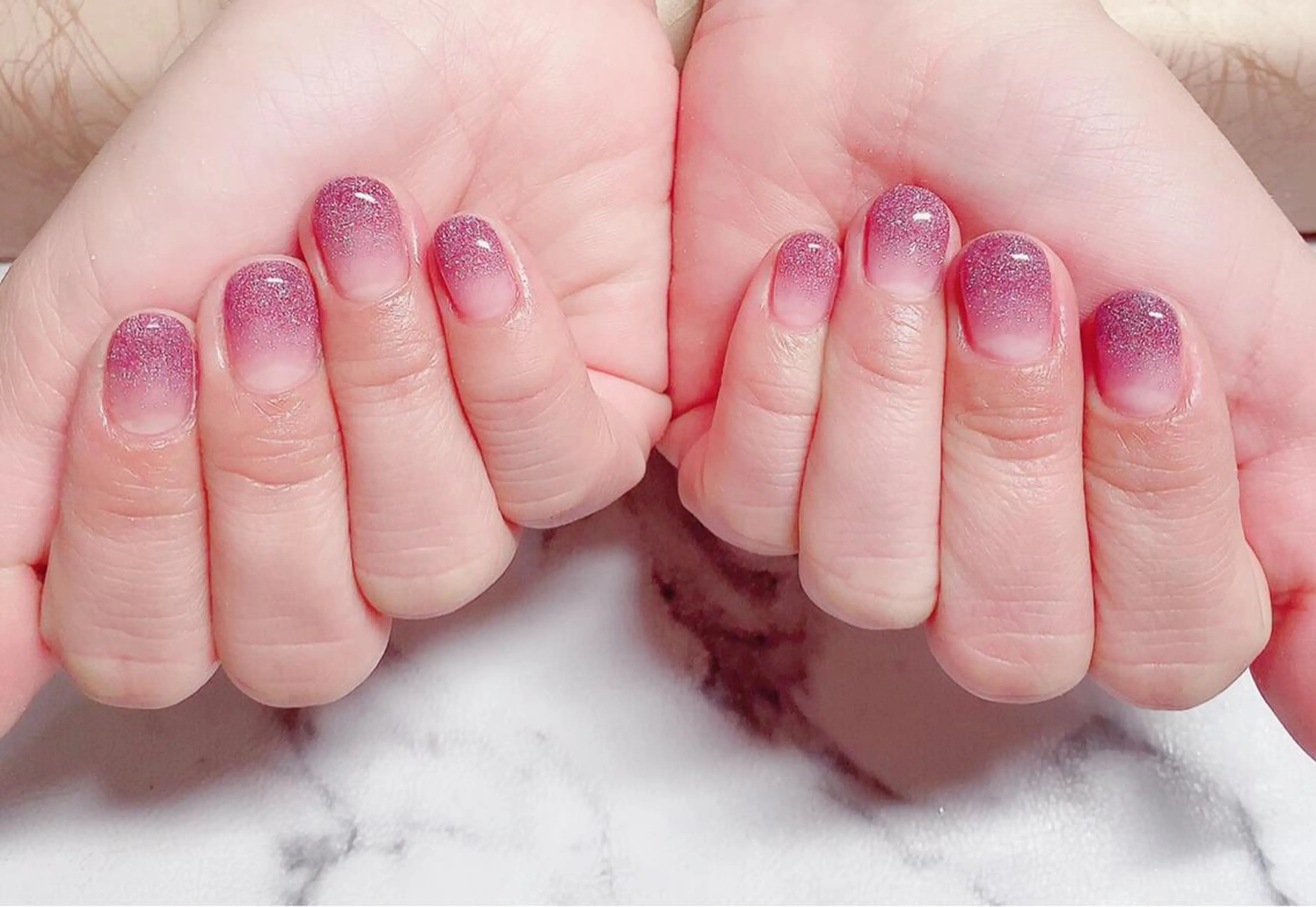 ネイル ハンドネイル マジックミラー所属・マジック ミラーのネイルデザイン