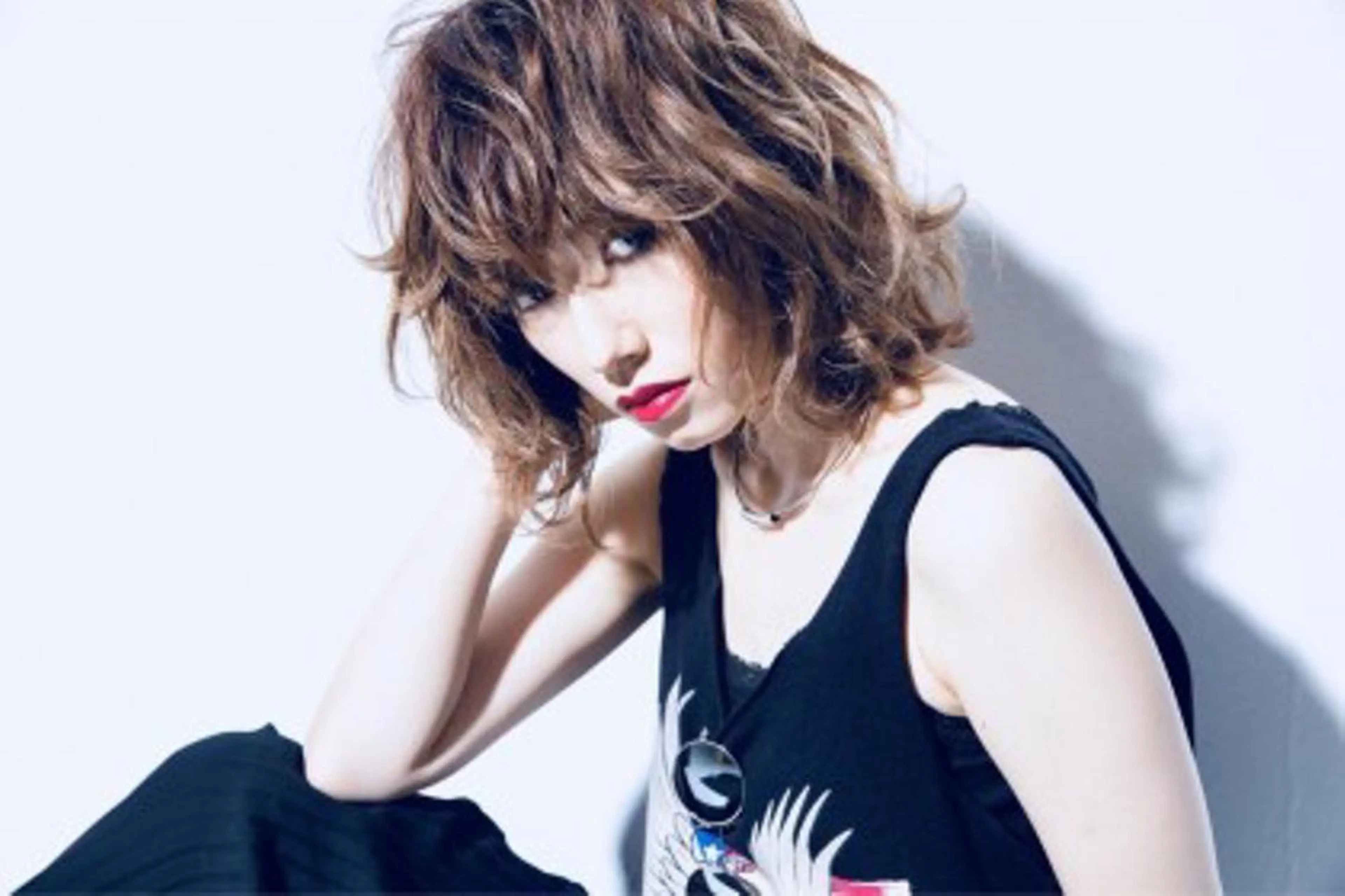 ショート パーマ 🌈似合わせカラー 🌈もりななこ🧡のヘアスタイル