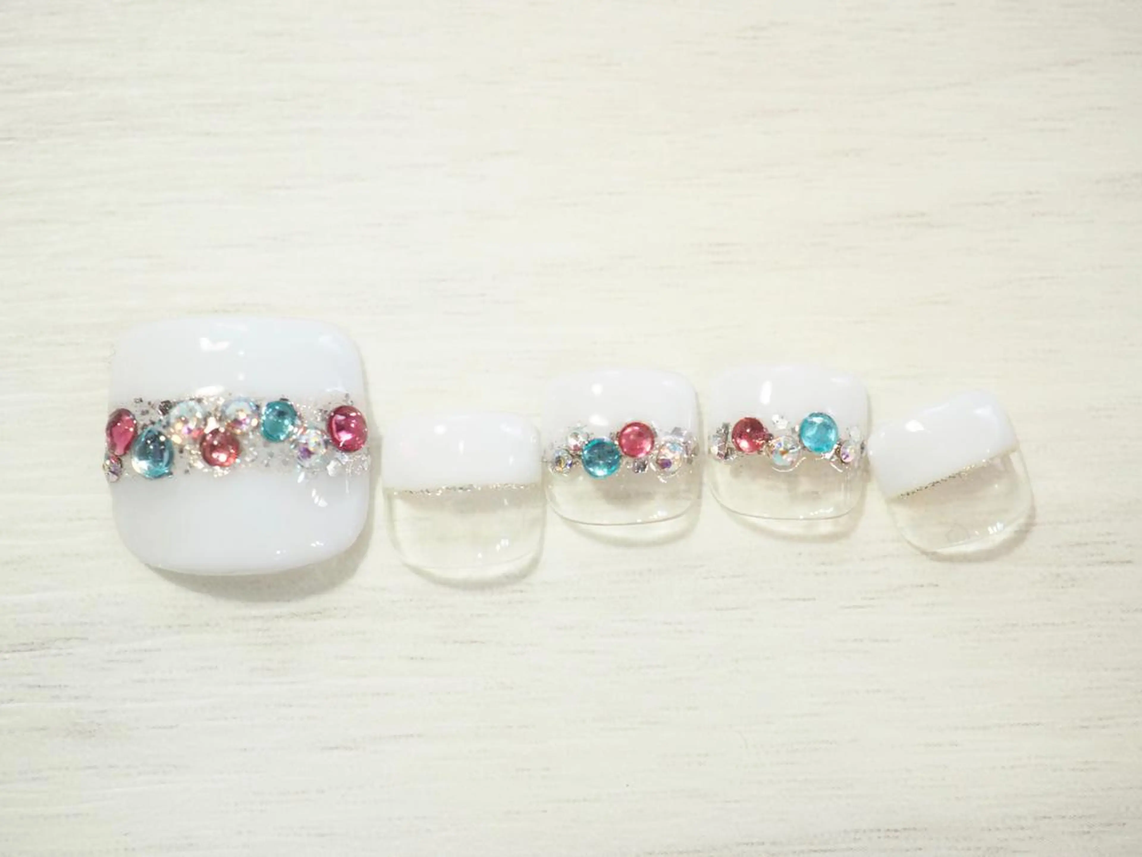 ネイル フットネイル トップネイリスト Ribbon立川店のネイルデザイン