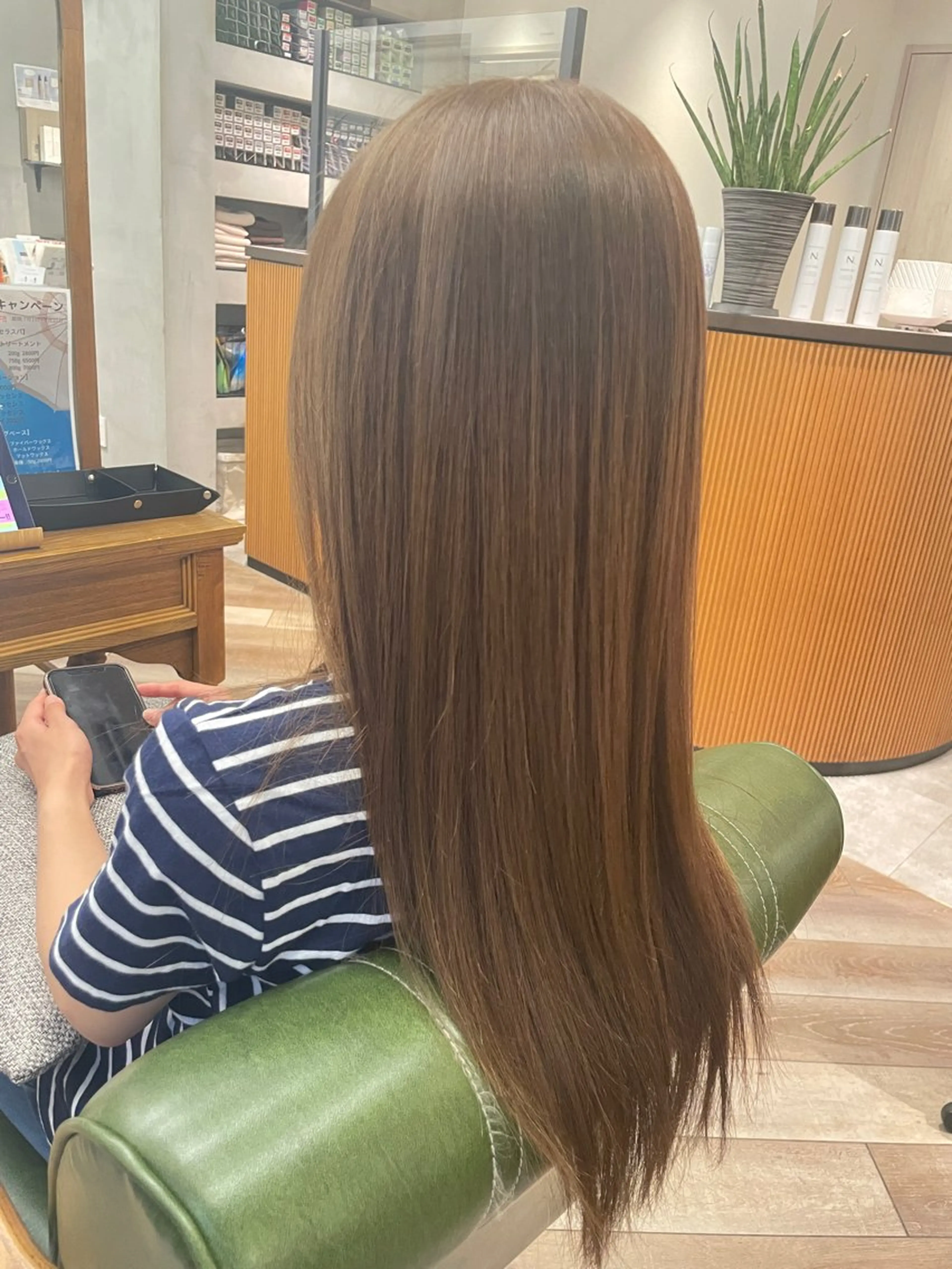 カラー 栗山 晴加のヘアスタイル