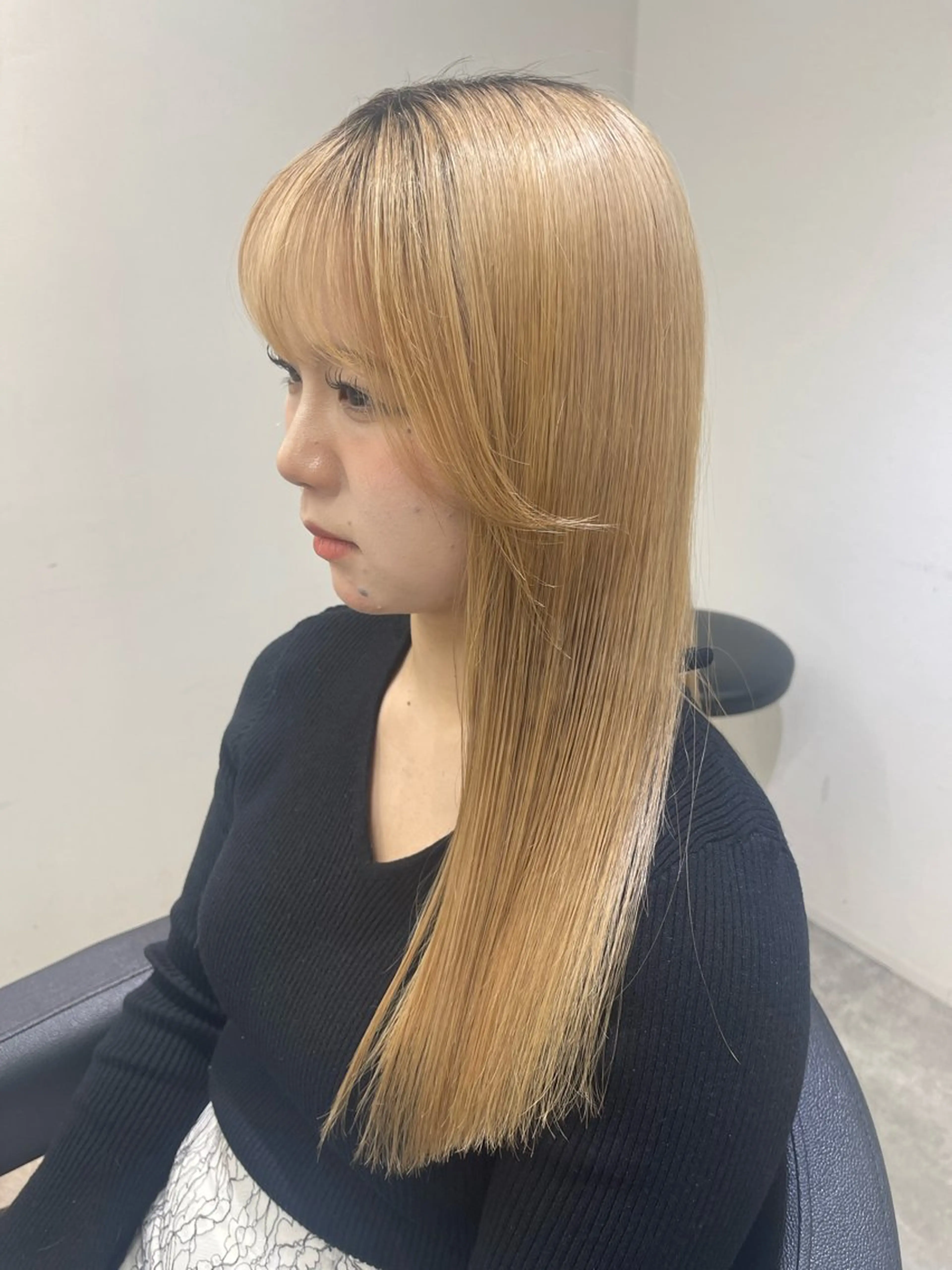 ロング トリートメント TENSHO ハイトーンレイヤーのヘアスタイル