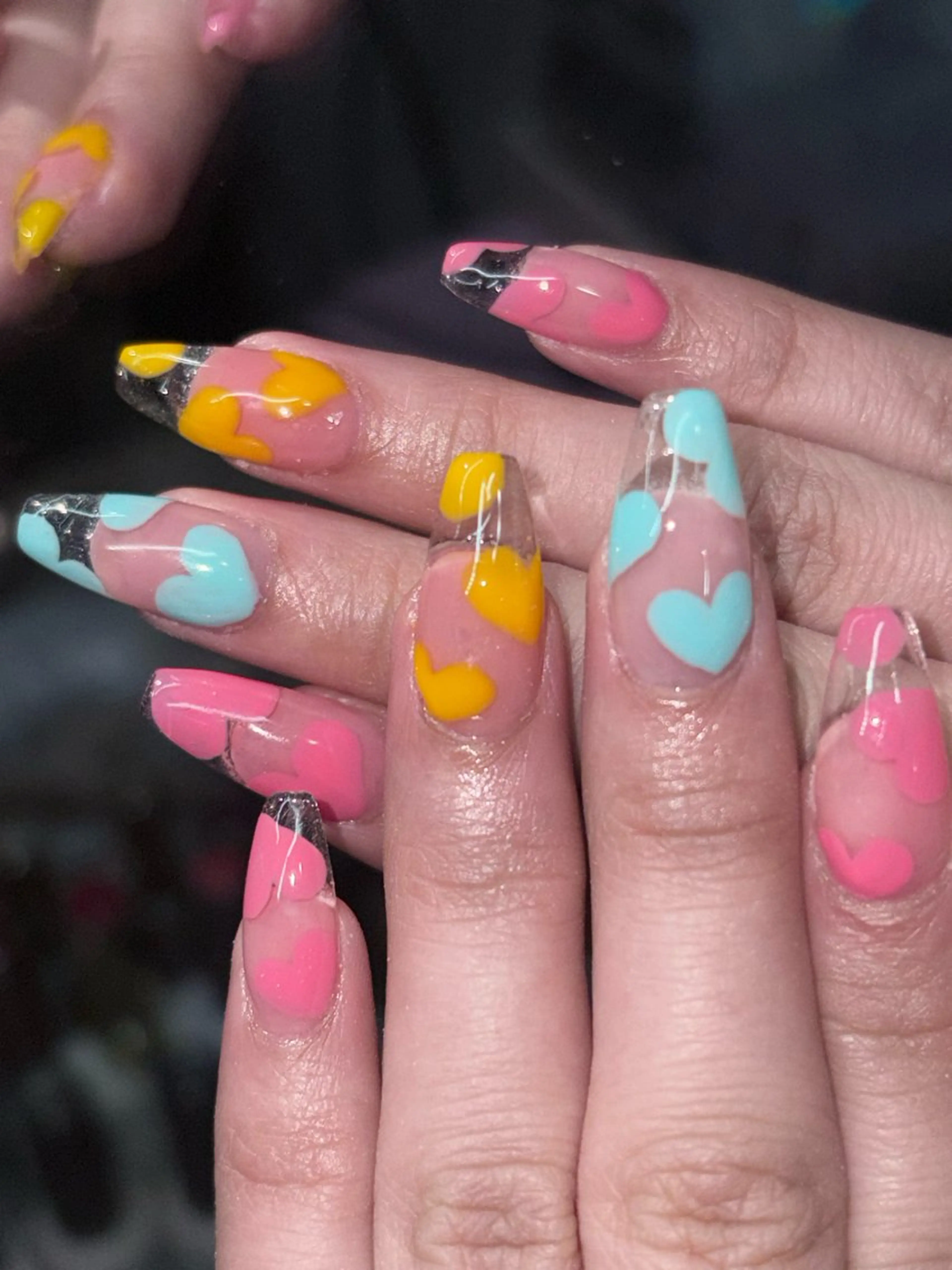 ネイル ハンドネイル NES NAIL所属・さゆり￤推しキャラ ￤ロングネイル🩷のネイルデザイン