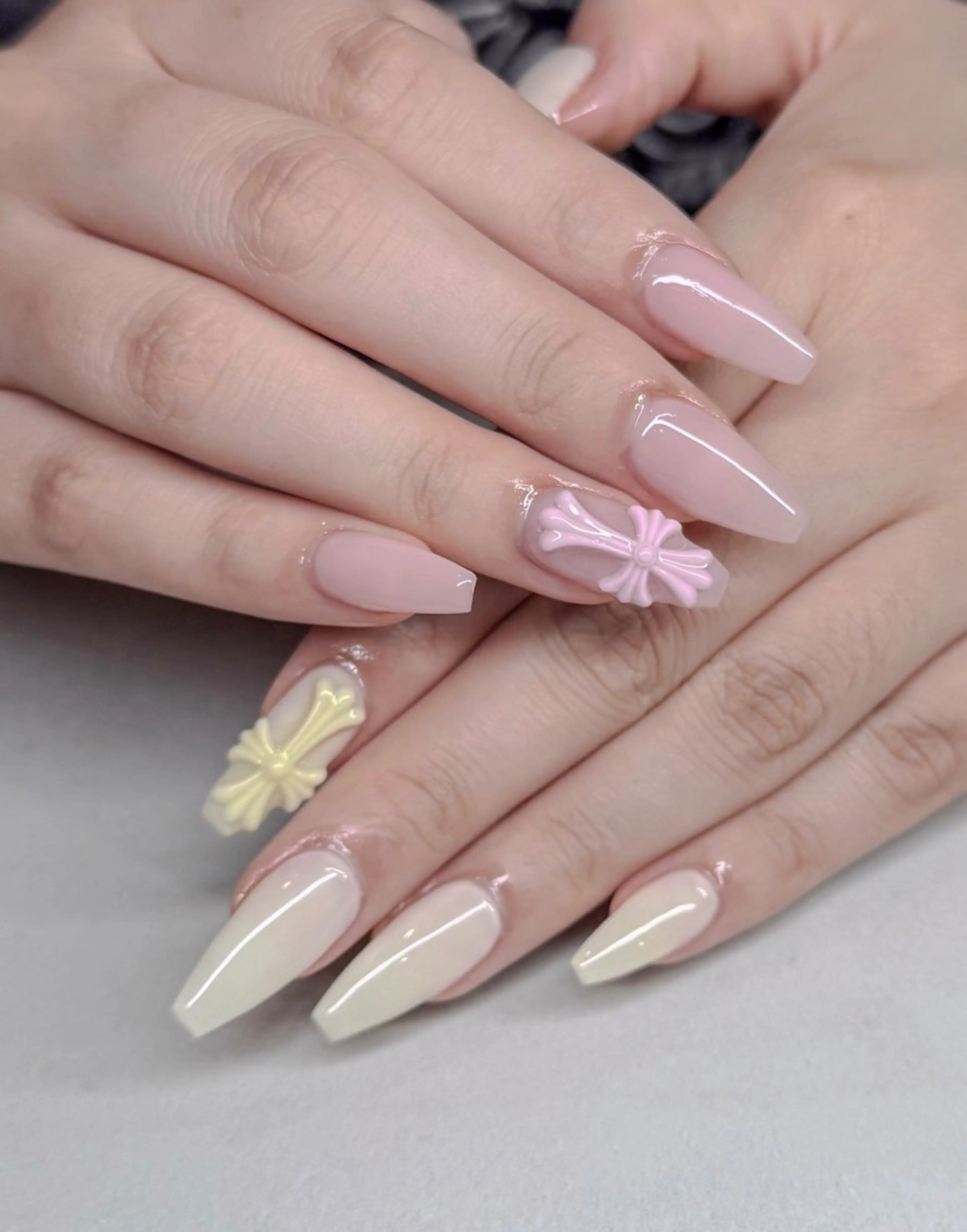 ネイル シンプルネイル num-fi Aiのネイルデザイン