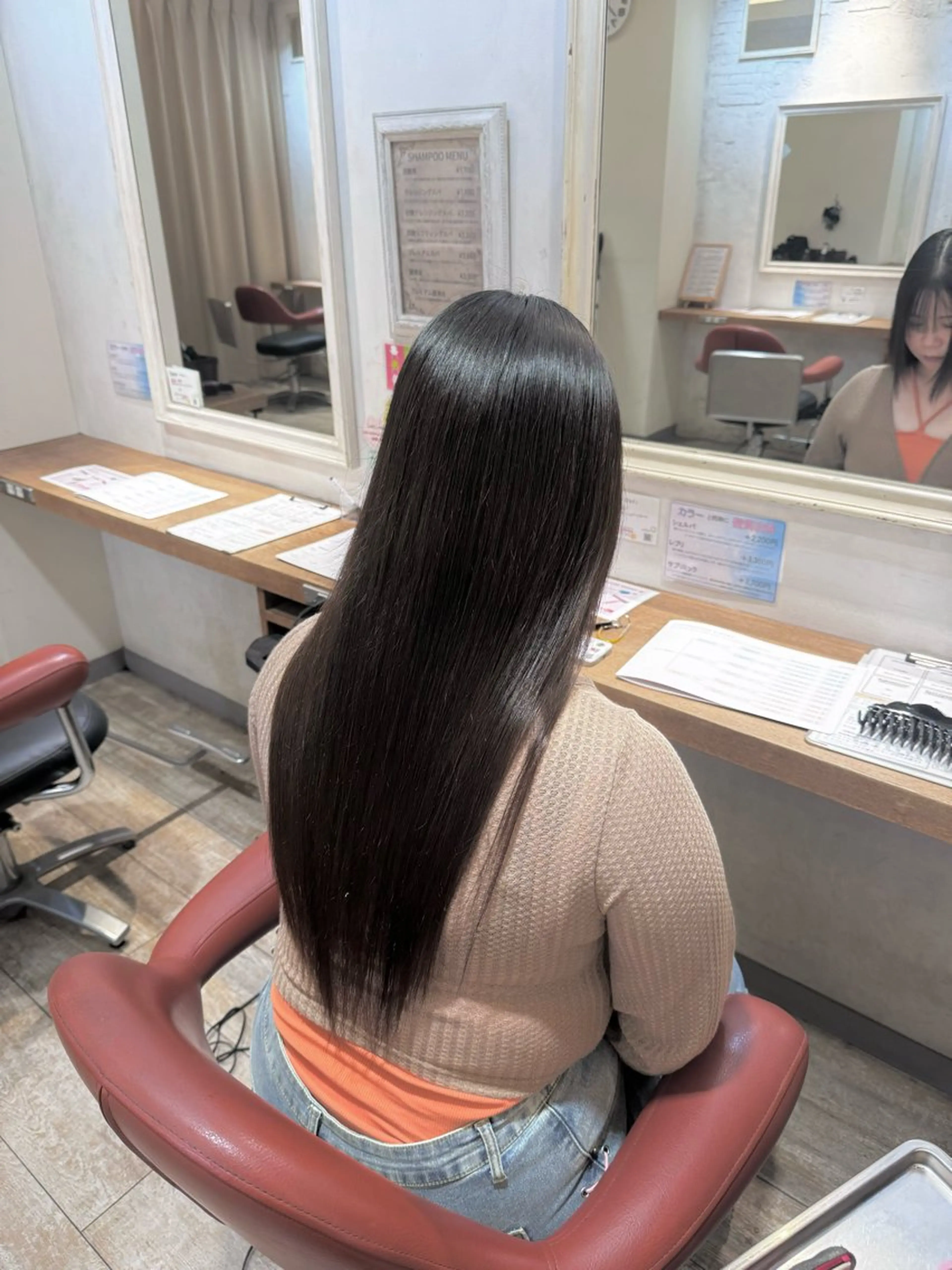 ロング 酸性ストレート 🐈‍⬛ ibuのヘアスタイル