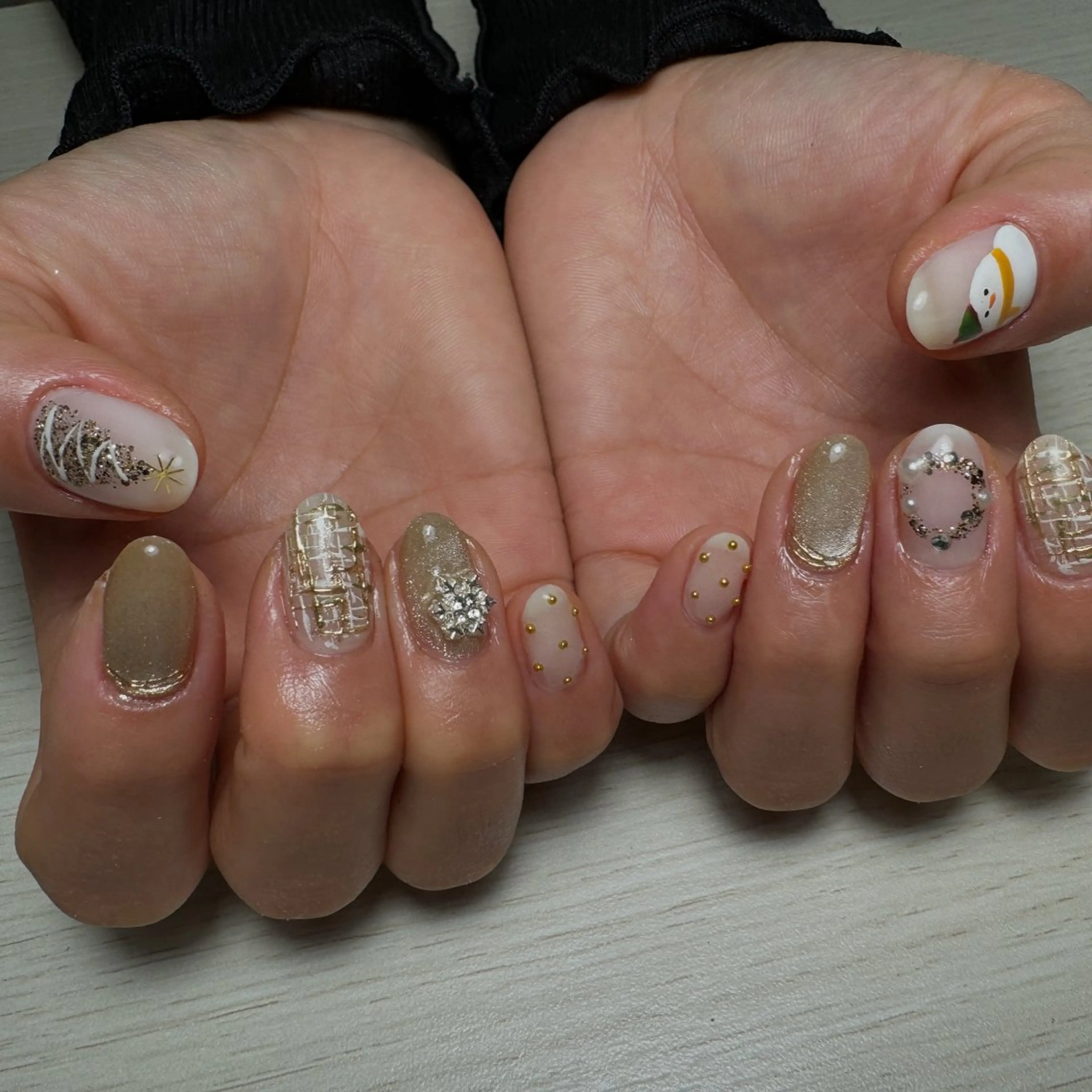 ネイル 鈴木 沙羅のネイルデザイン