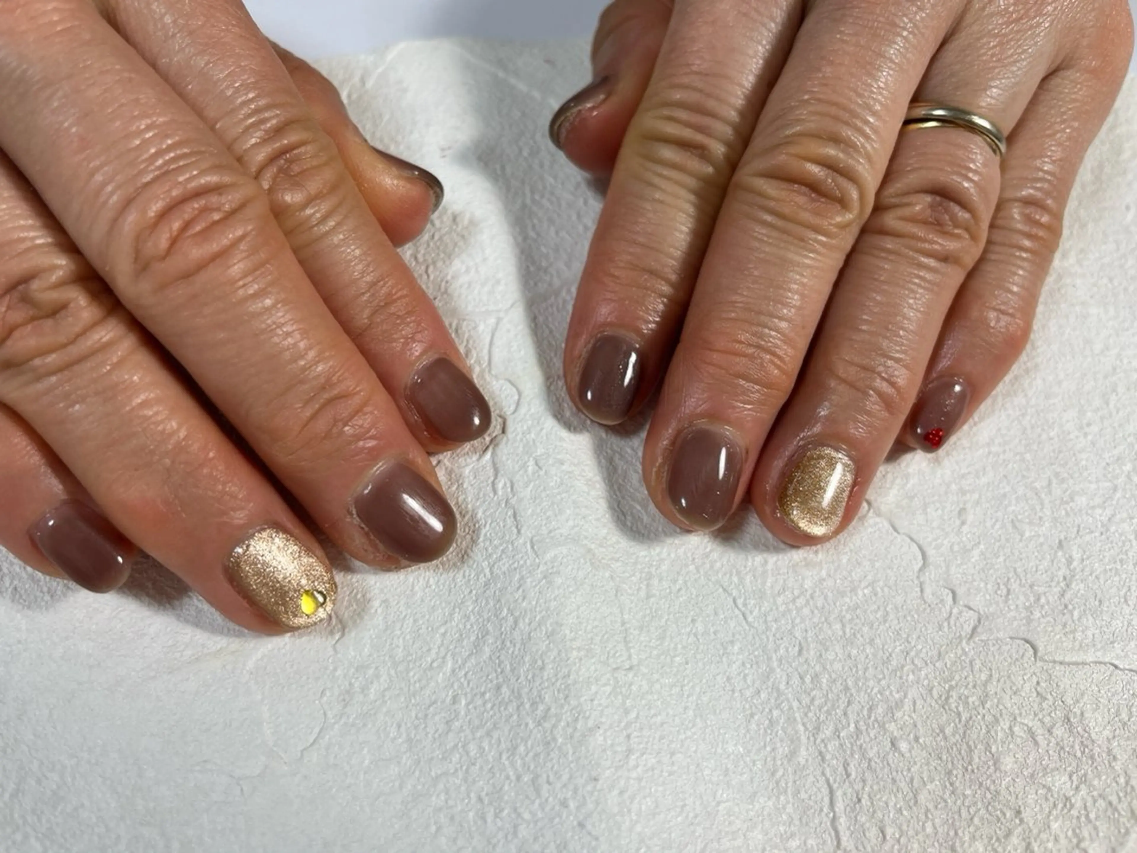 ネイル オーロラネイル フットネイル フレンチネイル ジェルネイル 韓国ネイル ハンドネイル kiki nail たまプラーザのネイルデザイン