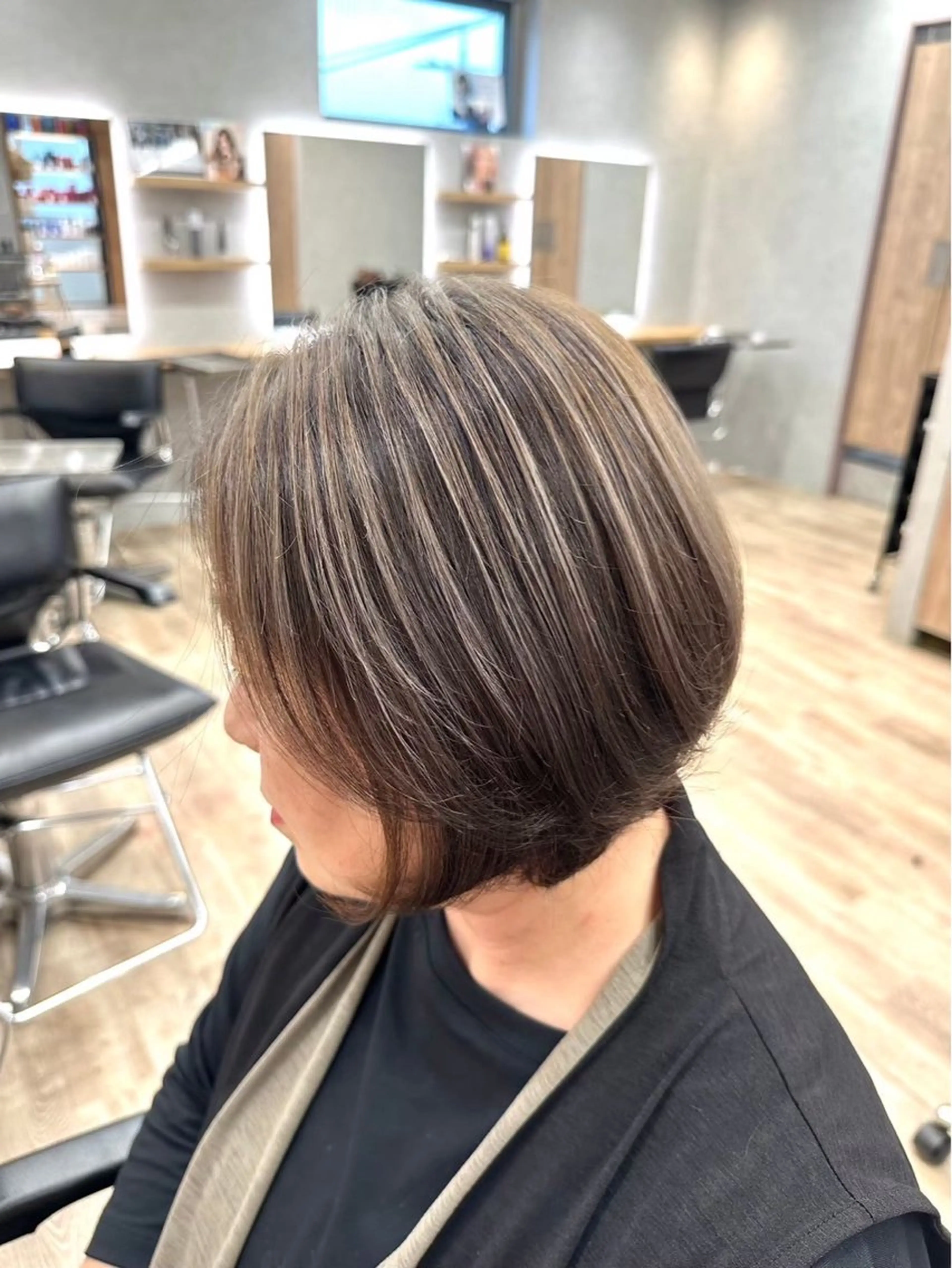 【ダメージレスハイライト】カラー＋ハイライト＋ハイライト専用TR ￥11,000の写真