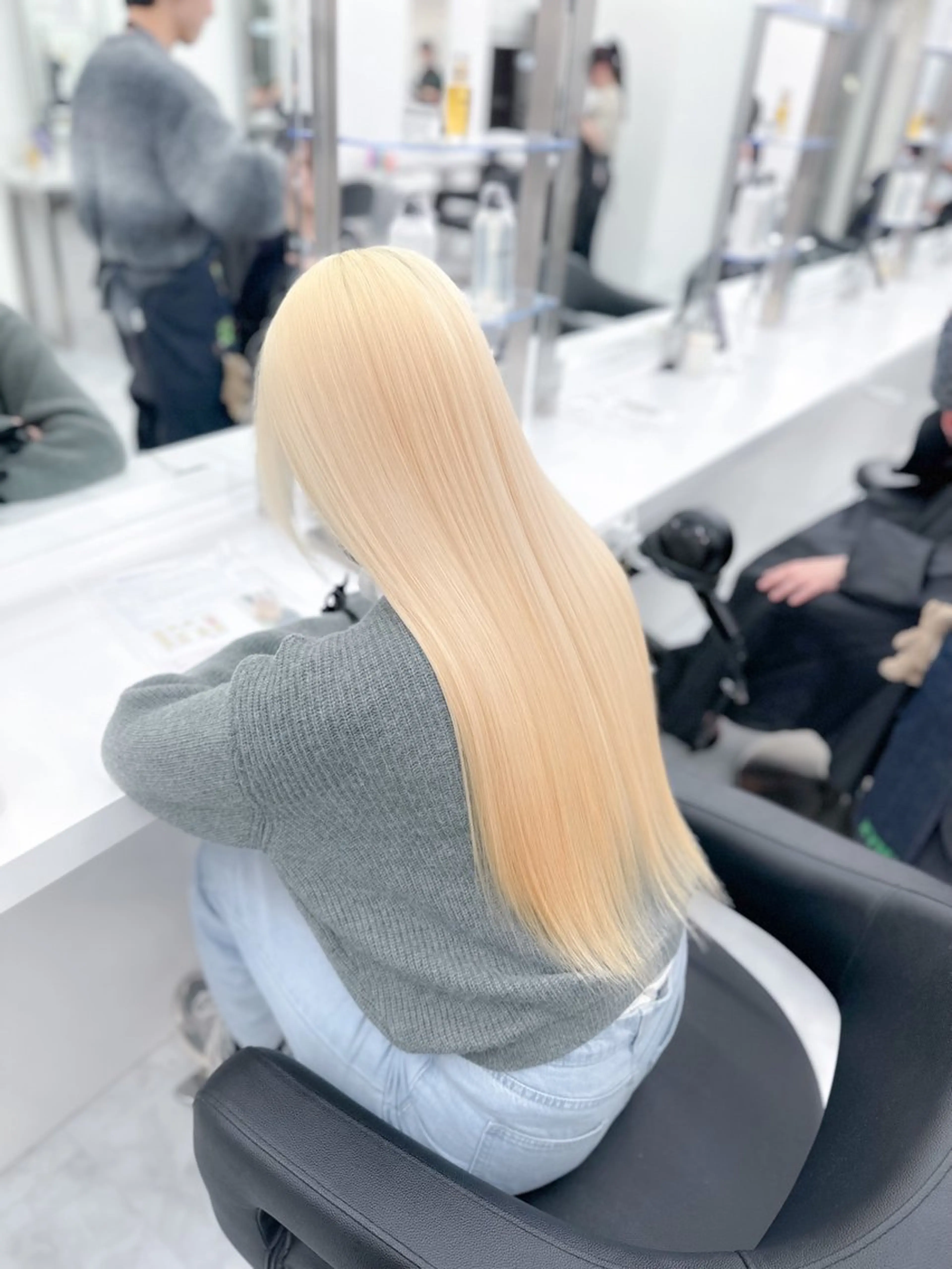 ロング カラー reco所属・ウルフ&レイヤー特化 まとまる美髪矯正のヘアスタイル