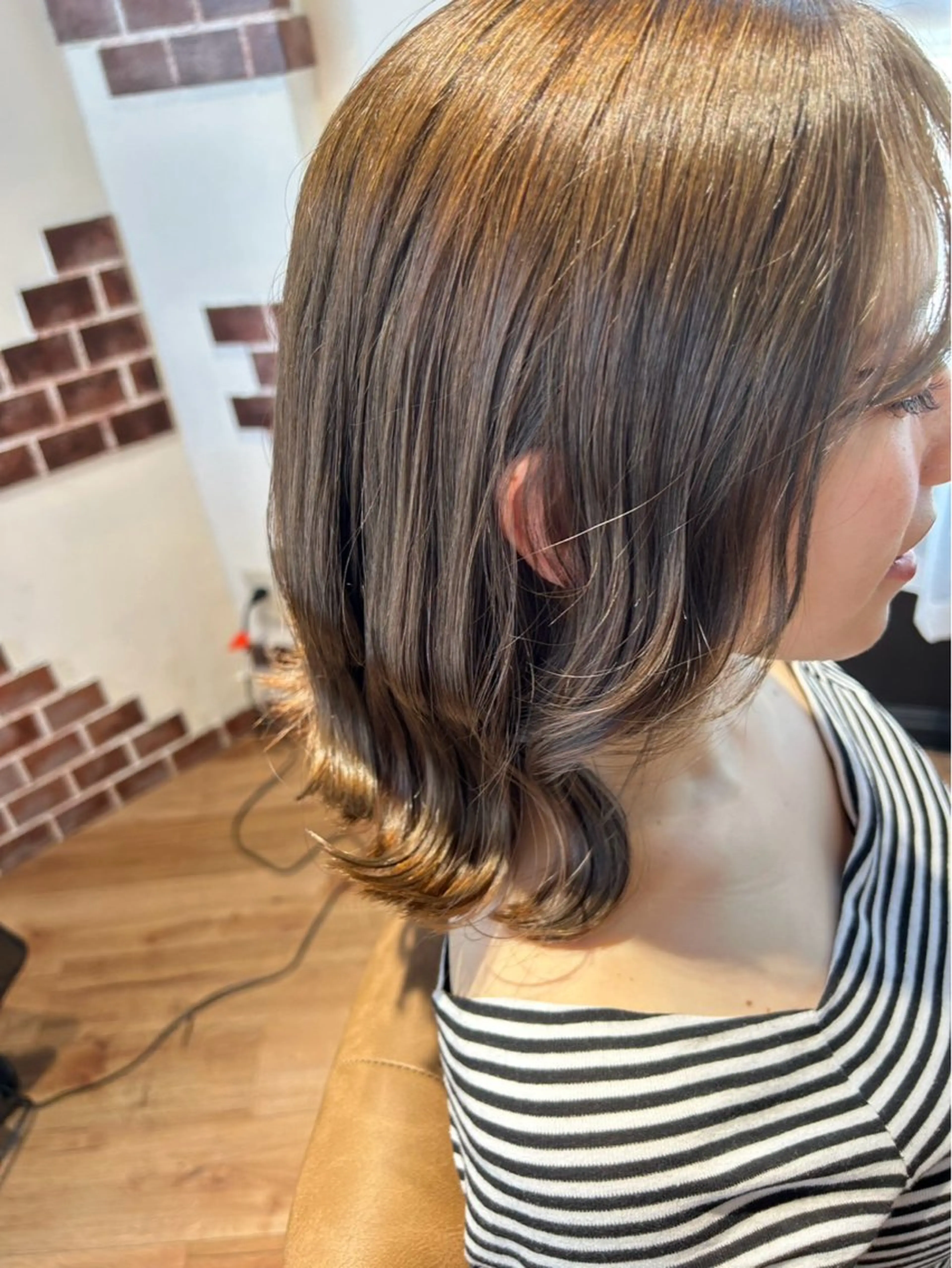 ミディアム ヘアカラー 高口 小春のヘアスタイル