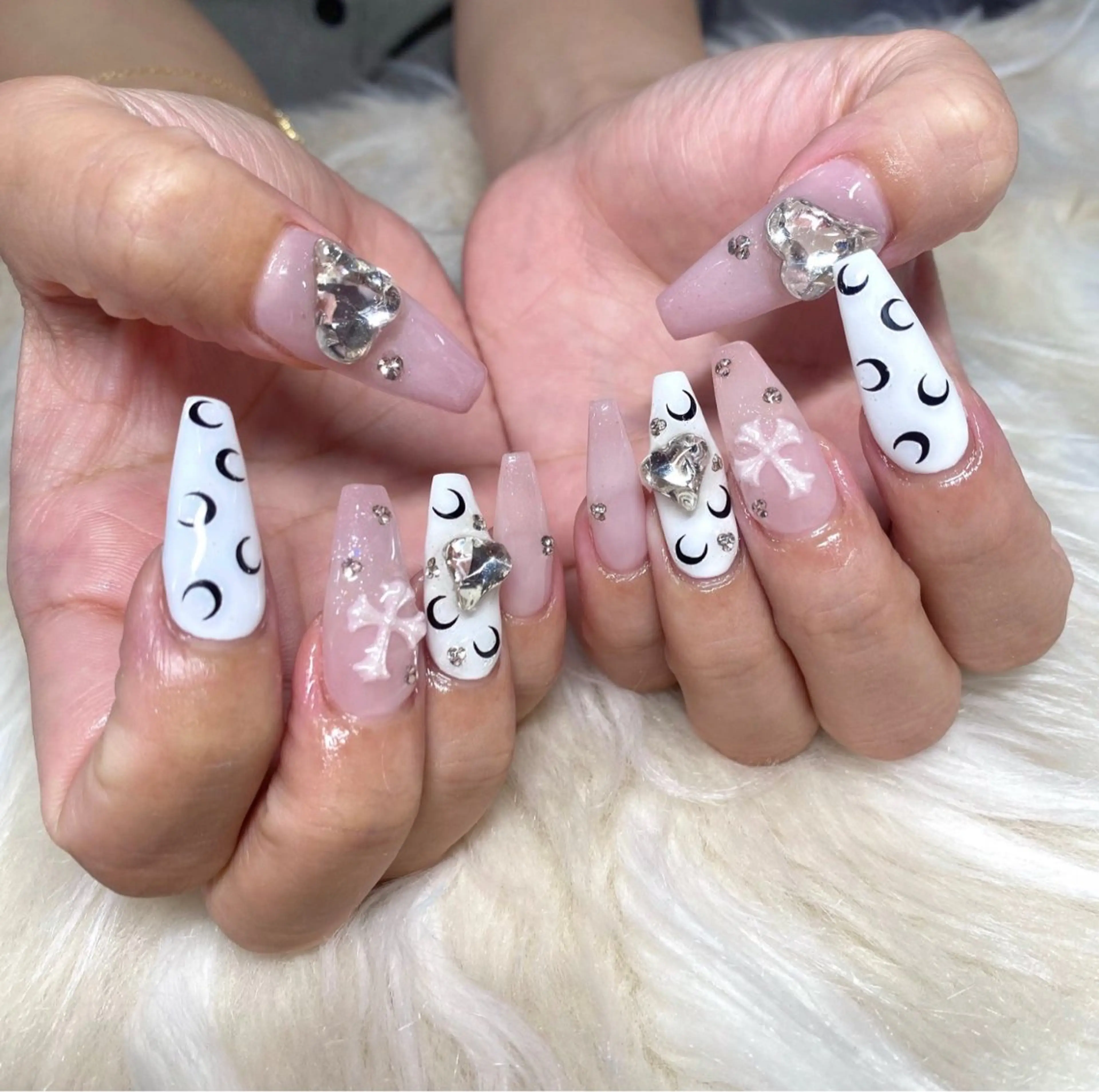 ネイル 長さ出し フットネイル フレンチネイル ジェルネイル グラデーション ハンドネイル Nail&eye Belire 新宿のネイルデザイン