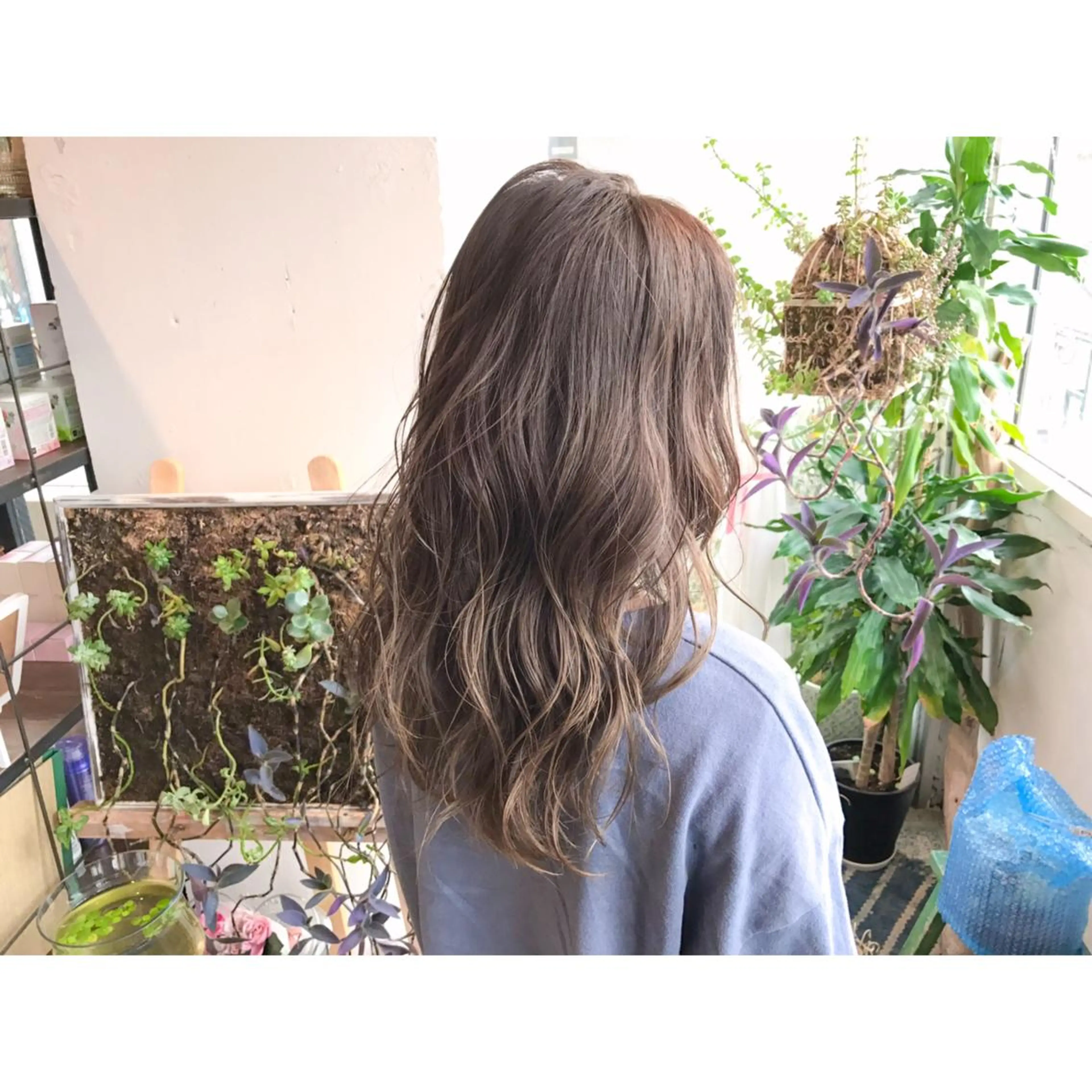 ロング カラー ブルーカラー ブルージュ ショート/レイヤー なら石井知希のヘアスタイル