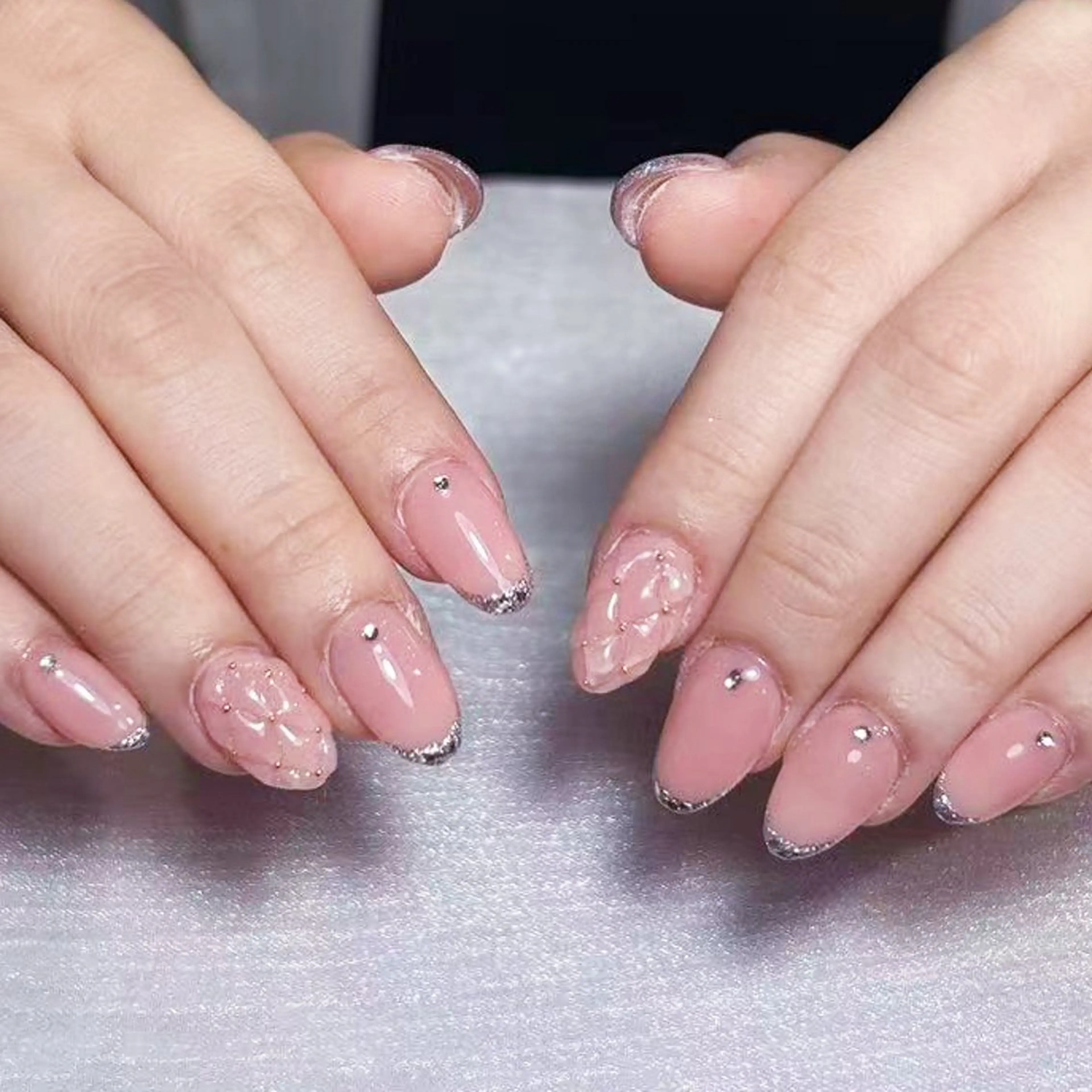 ネイル アートネイル オーロラネイル ガーリー キラキラネイル 韓国ネイル DEMAIN- 🌸のネイルデザイン