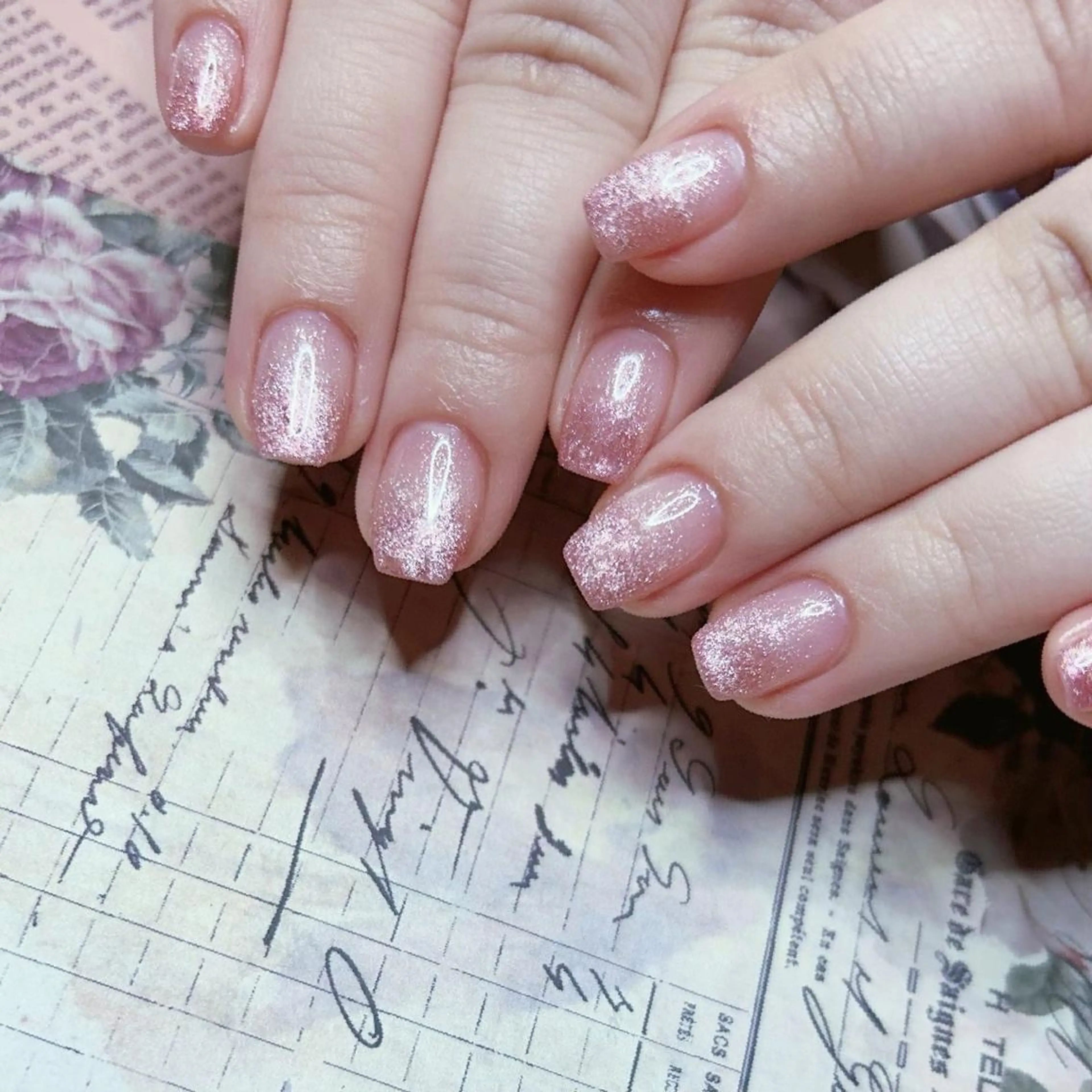 ネイル NOIROUGE所属・NOI ROUGEのネイルデザイン