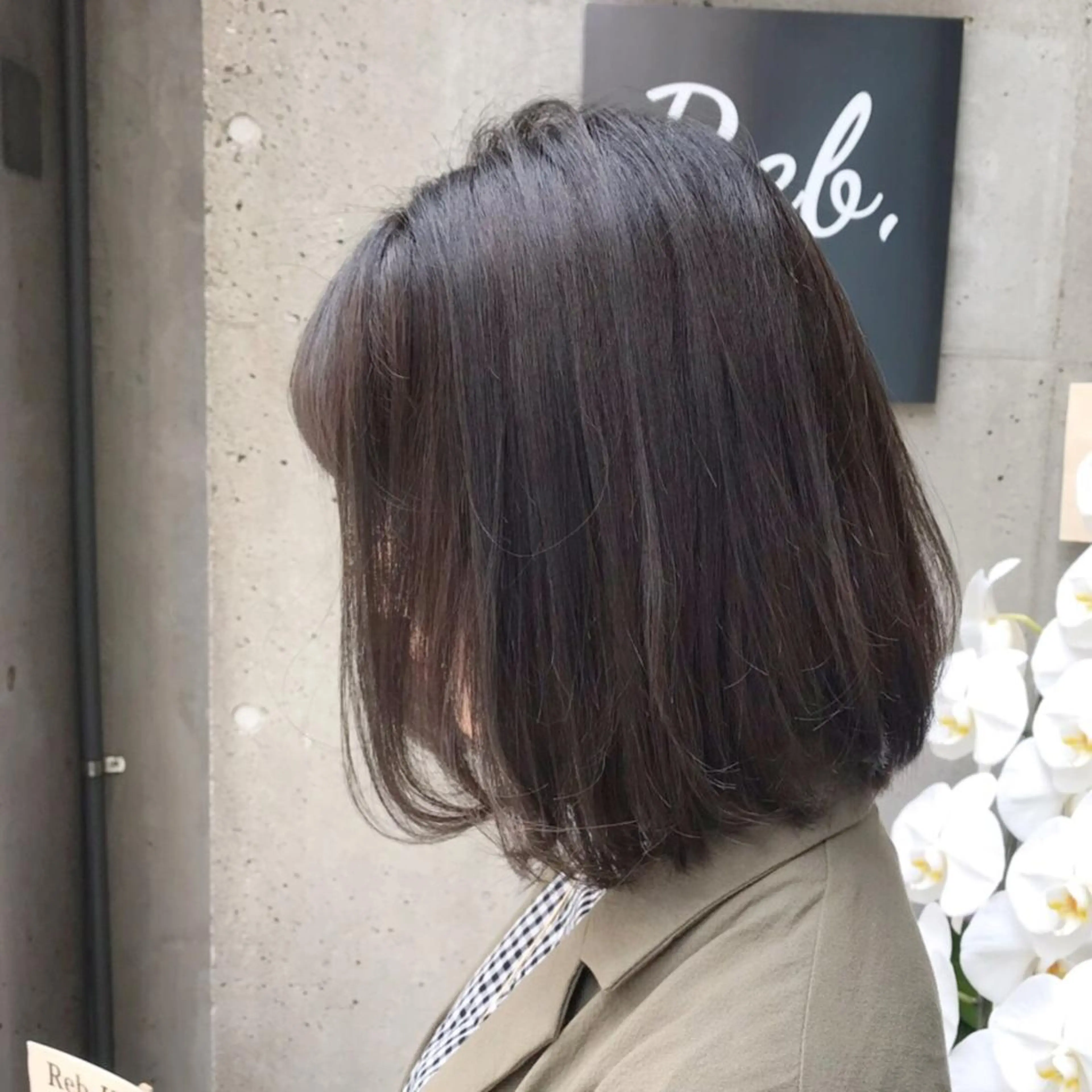 ショート カラー ネイル ボブ シンプルネイル 中山 天地のヘアスタイル