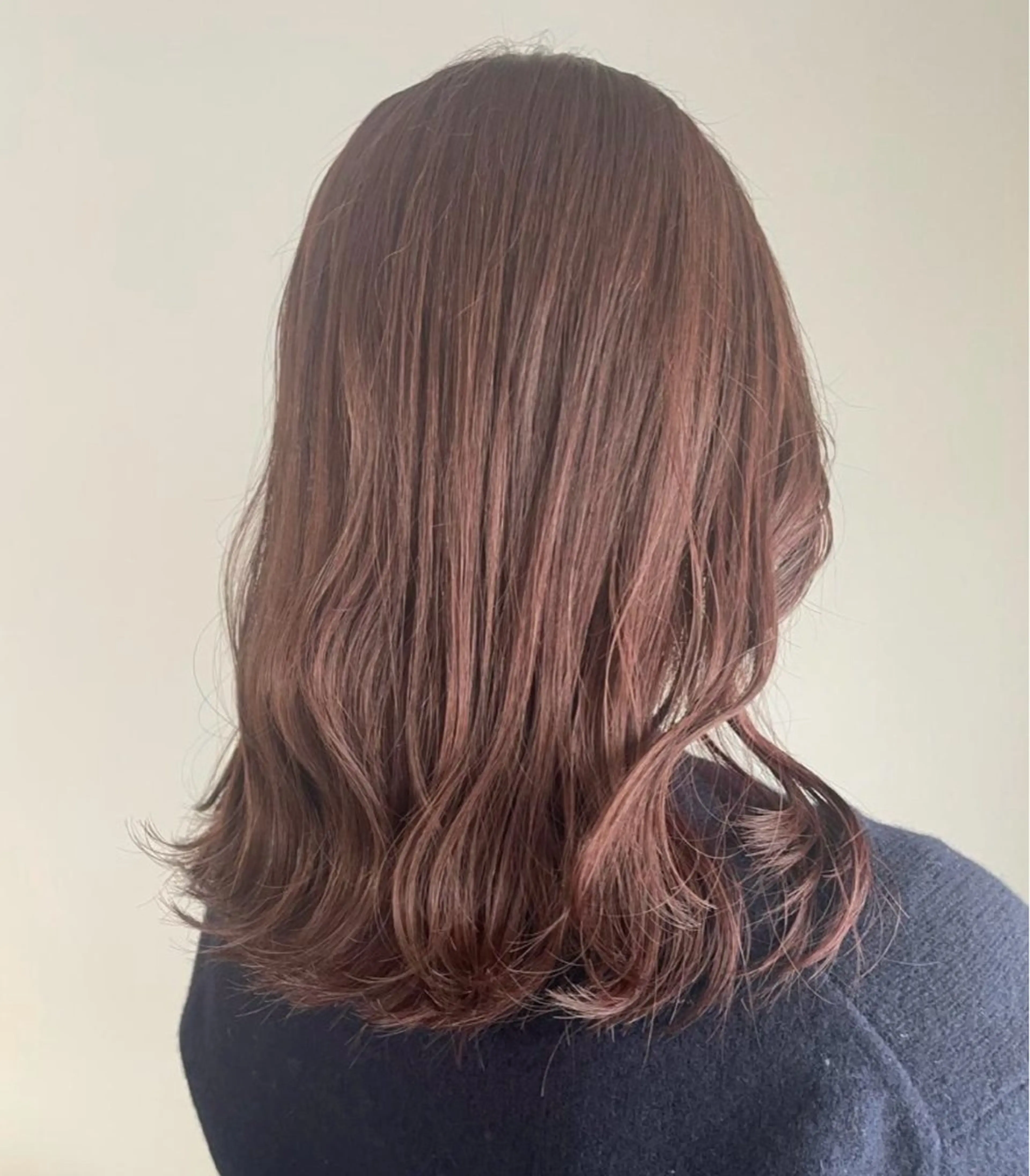 ミディアム カラー ITbyALBUM藤沢店所属・IT by ALBUM立川のヘアスタイル