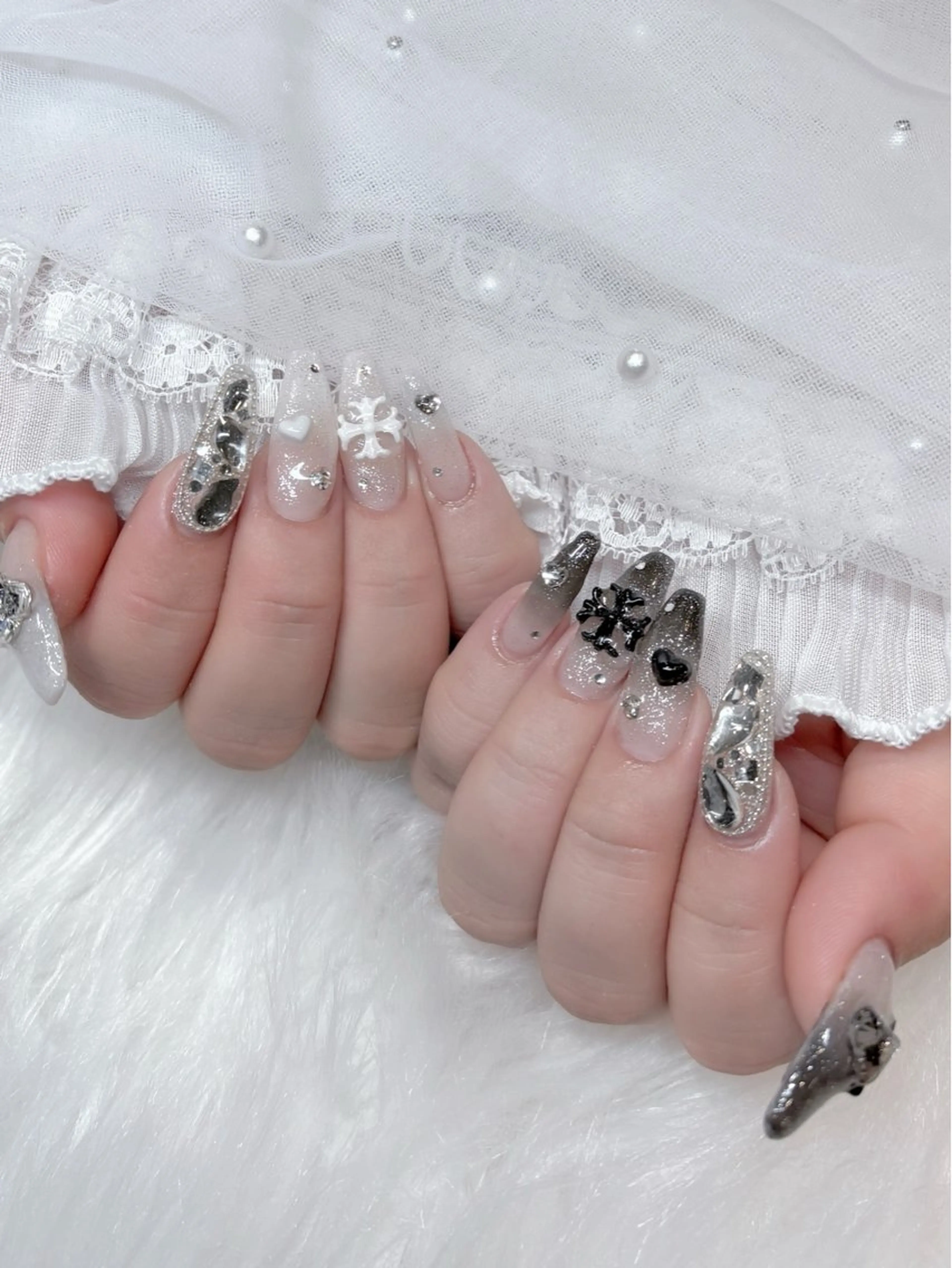 ネイル ハンドネイル nail salon  moca  京橋店所属・moca京橋店 Risaのネイルデザイン