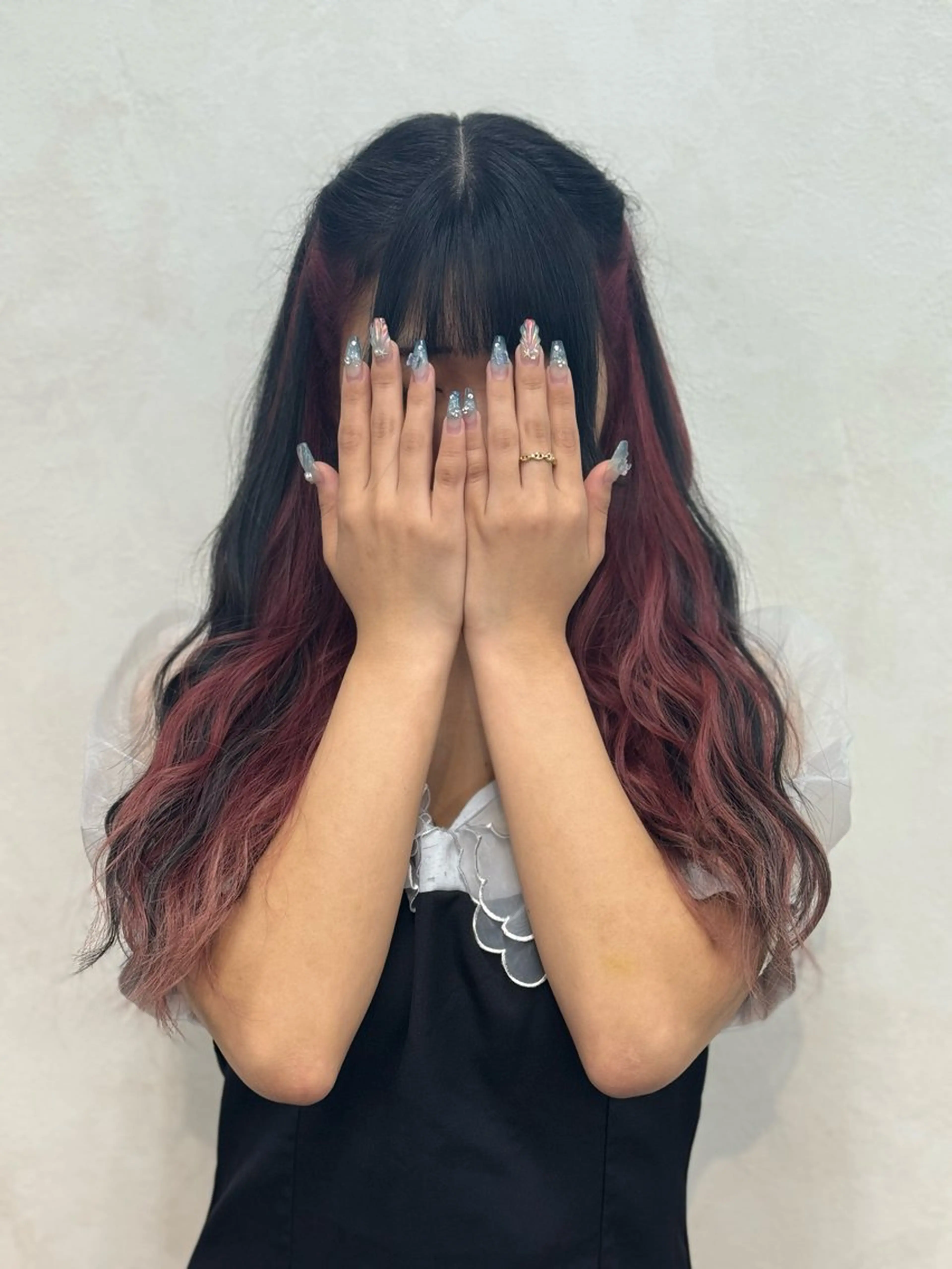 ロング カラー ヘアアレンジ カット ヘアカラー トリートメント ショーヤ/ブリーチ /バレイヤージュのヘアスタイル