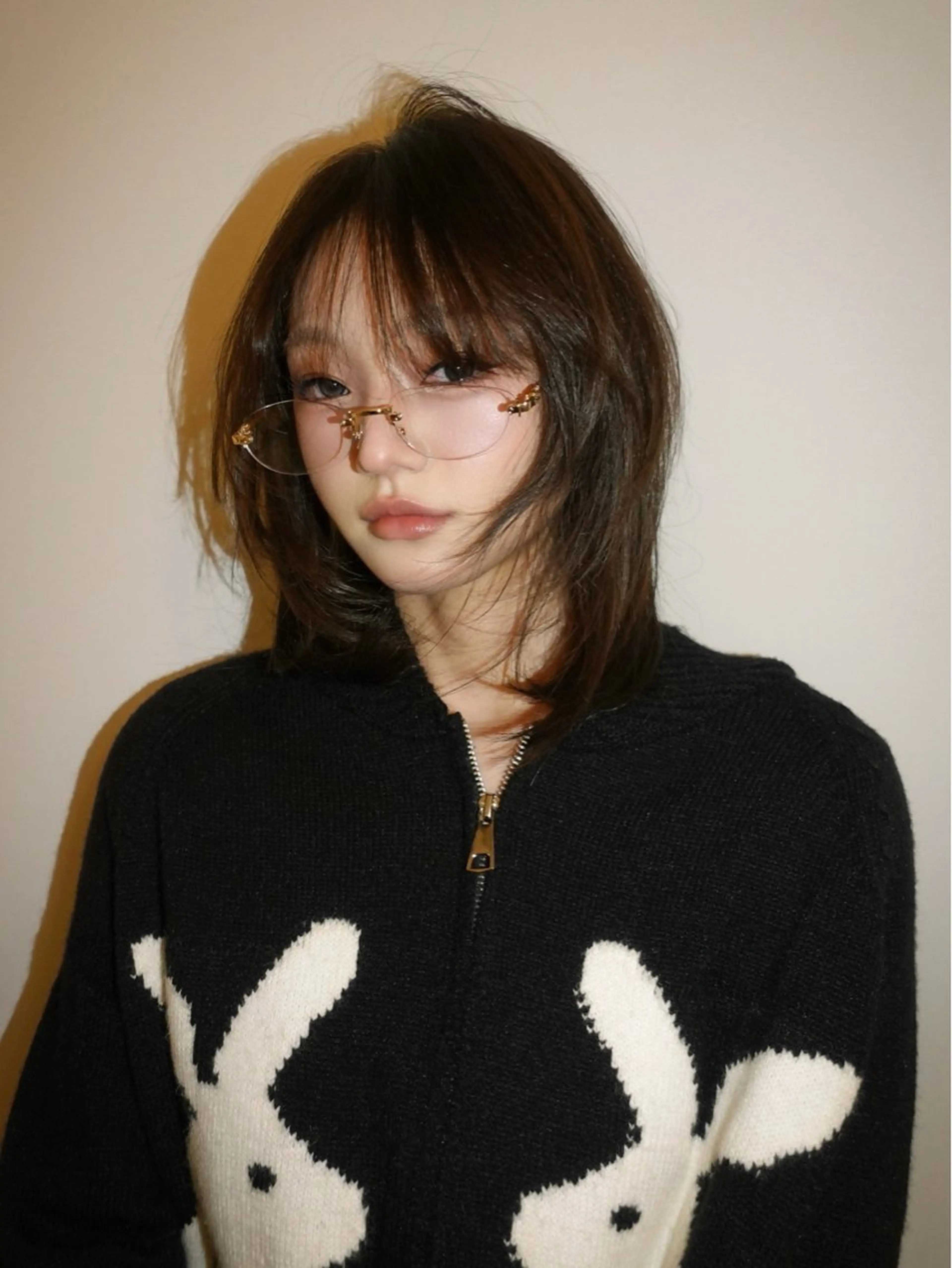 ミディアム カラー 中島 祐希のヘアスタイル