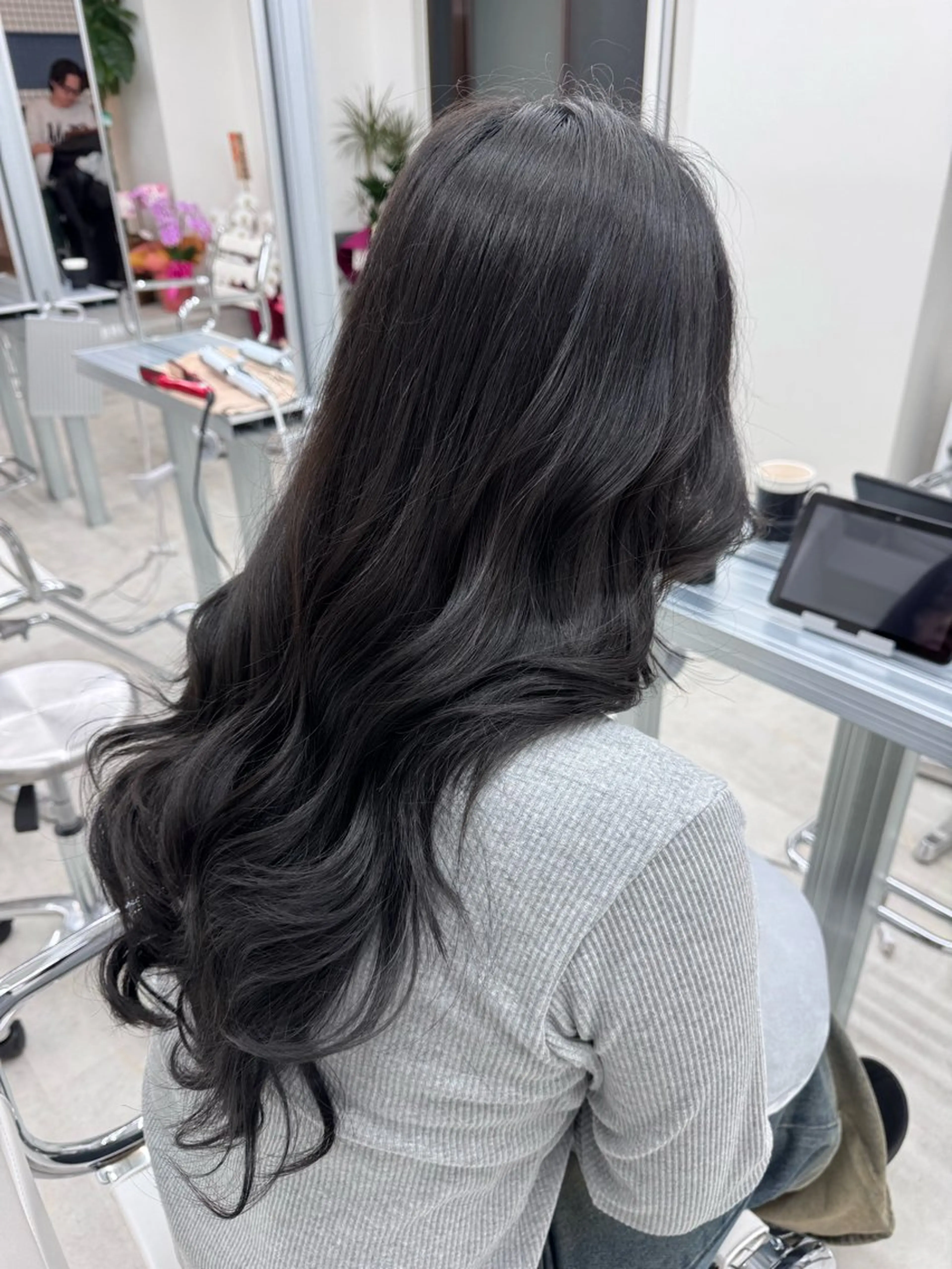 カラー STEEN所属・KOHARU STEENのヘアスタイル