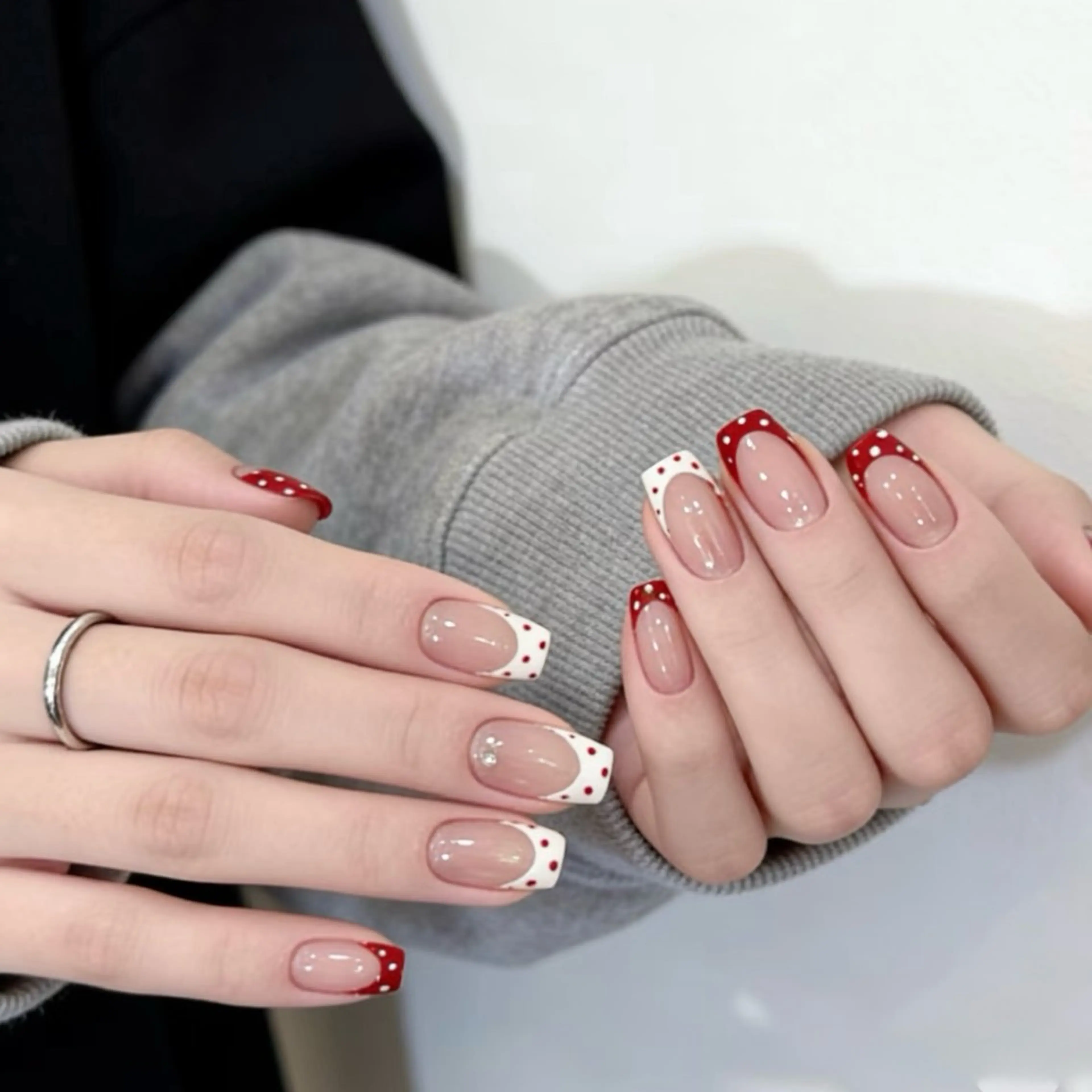 ネイル オーロラネイル チークネイル 長さ出し フットネイル フレンチネイル ハンドネイル J&C Nail Salon吉祥寺所属・YU KIのネイルデザイン