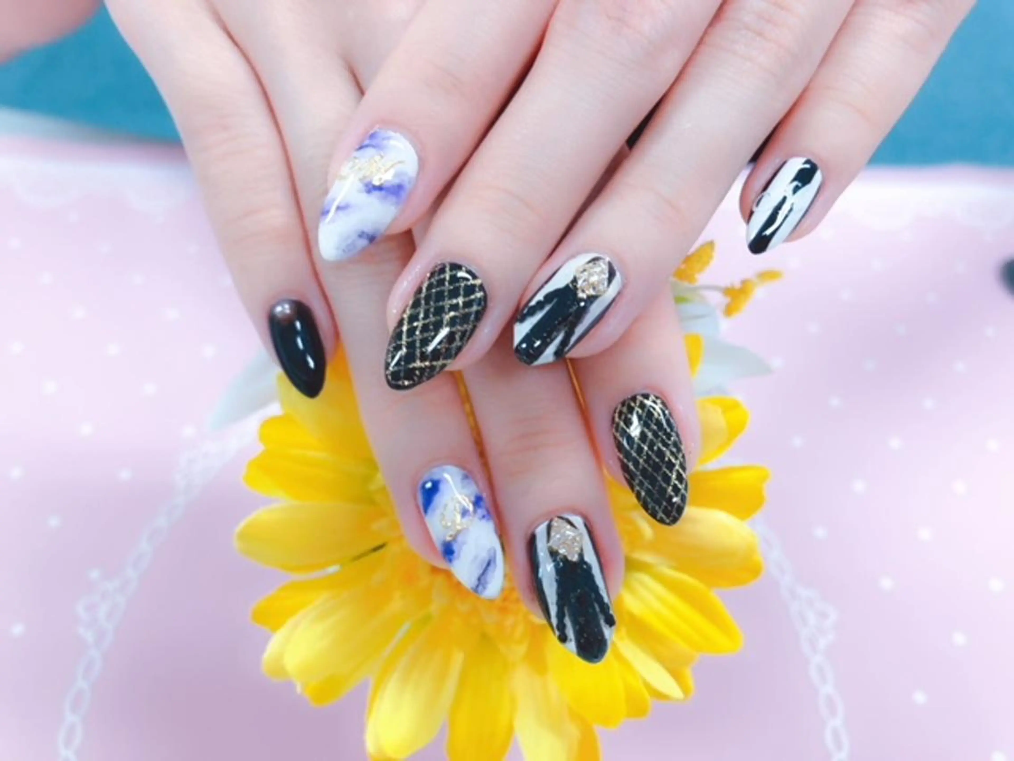 ネイル ユリシスネイル 担当近藤のネイルデザイン