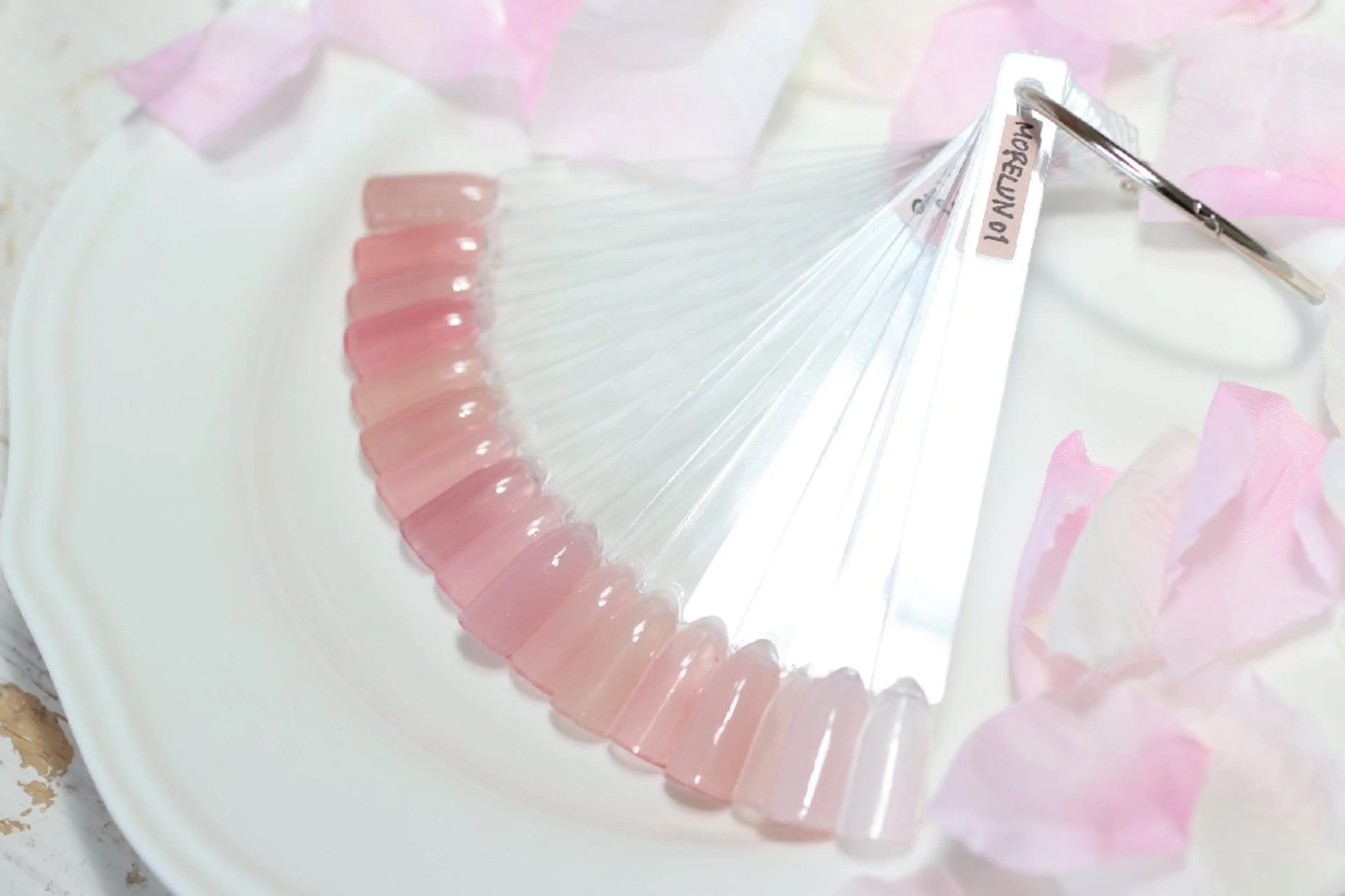 ネイル Lulu nail salon 南堀江店所属・西村 あやかのネイルデザイン