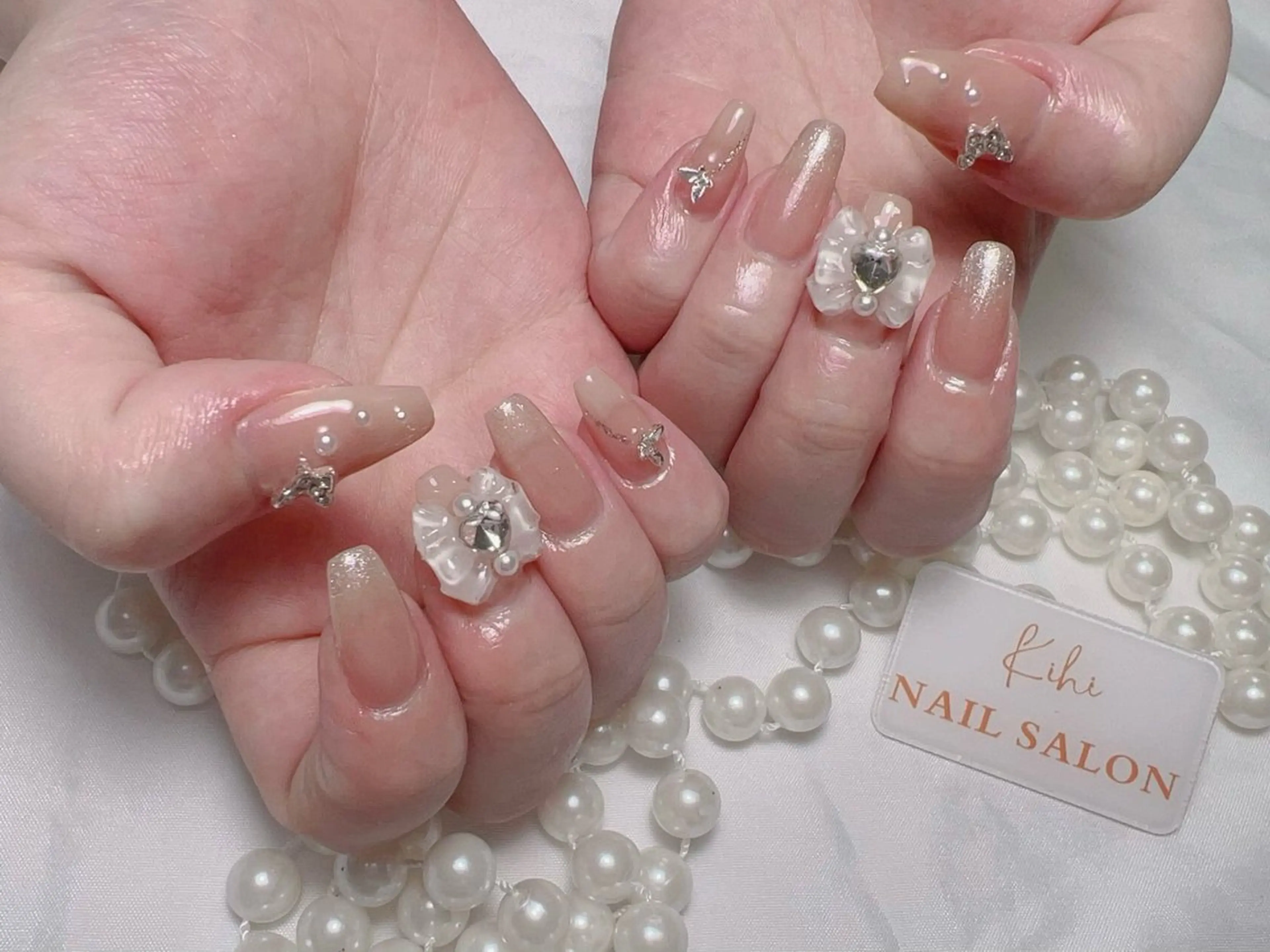 ネイル アートネイル フレンチネイル ジェルネイル グラデーション 韓国ネイル ハンドネイル ハンドケア さくら💮💮 【オフ無料】のネイルデザイン