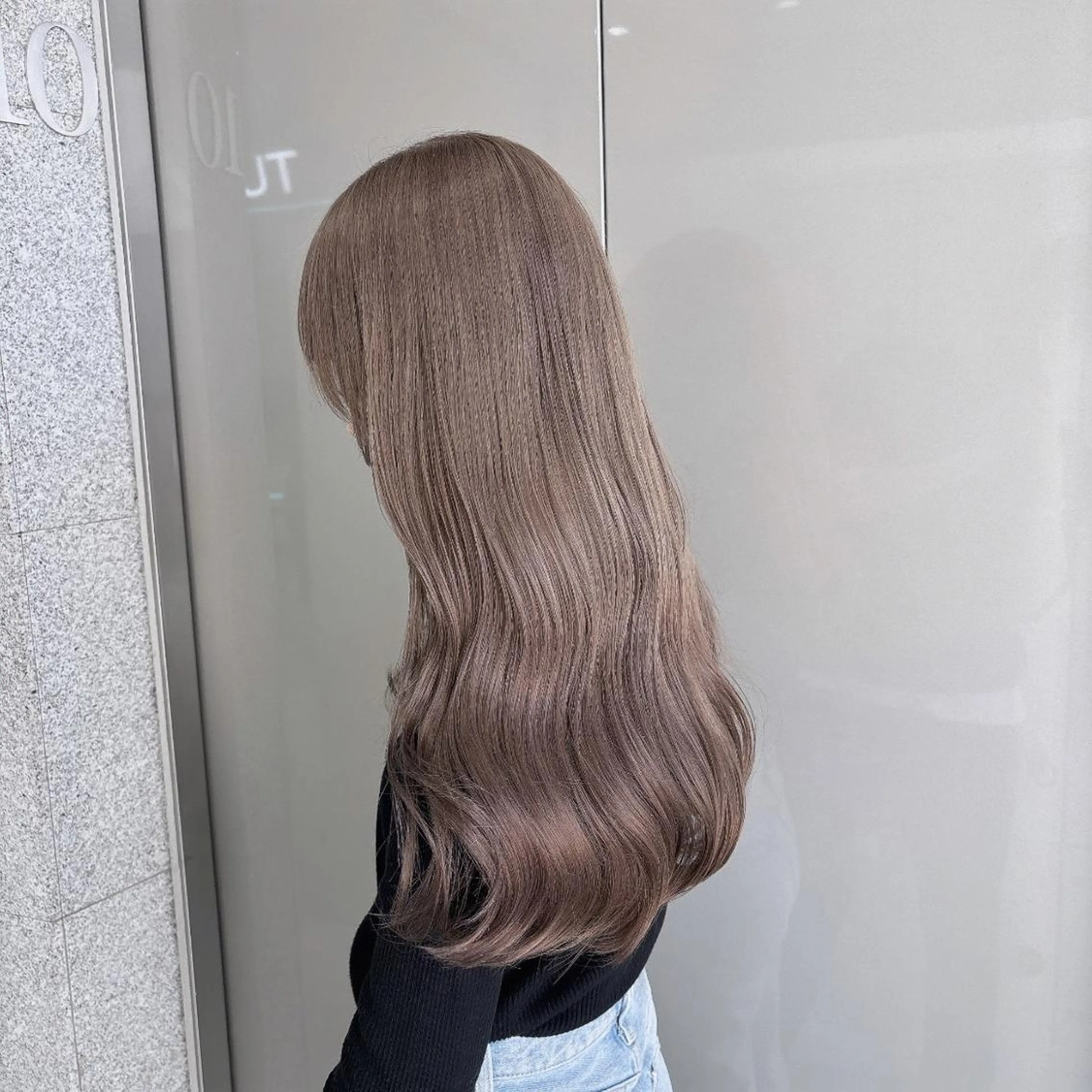 カラー 冬の透明感暗髪❄️ トレンドヘア❄️のヘアスタイル