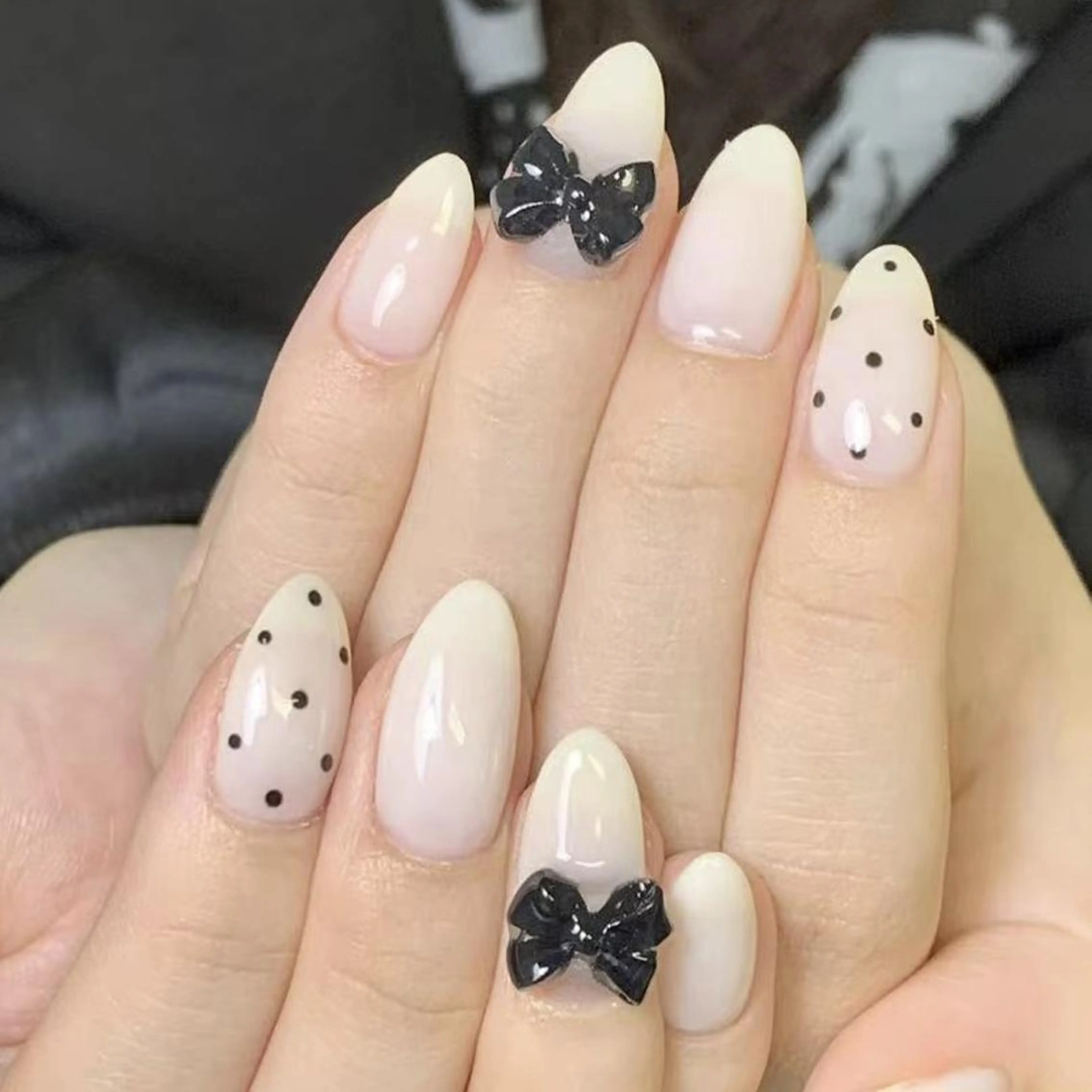 【11月オフ全て無料中】Hand ☆スカルプ長さだしデザインやり放題 ★アート4本までの写真