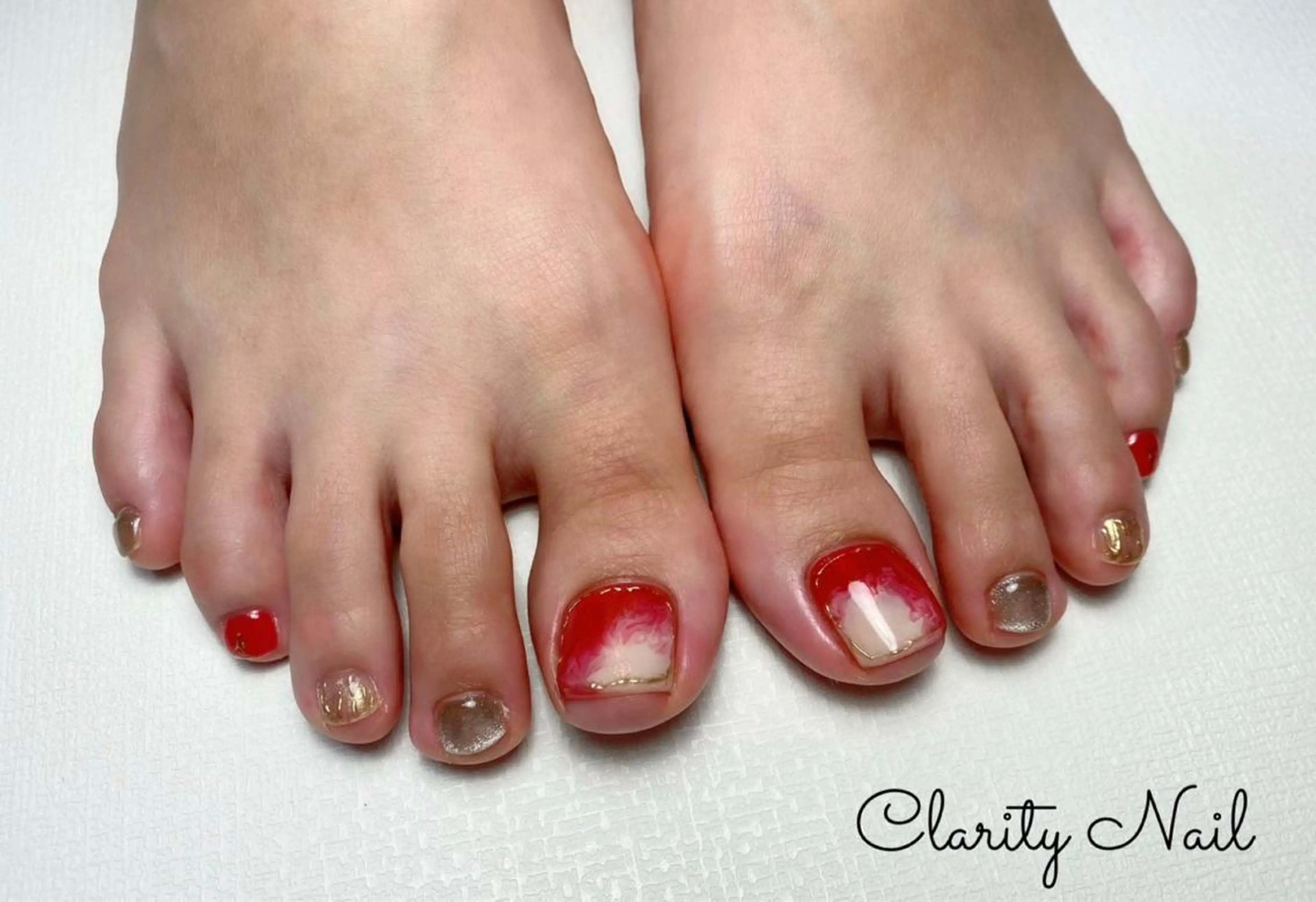 ネイル アートネイル フットネイル フットネイル Clarity Nailのネイルデザイン